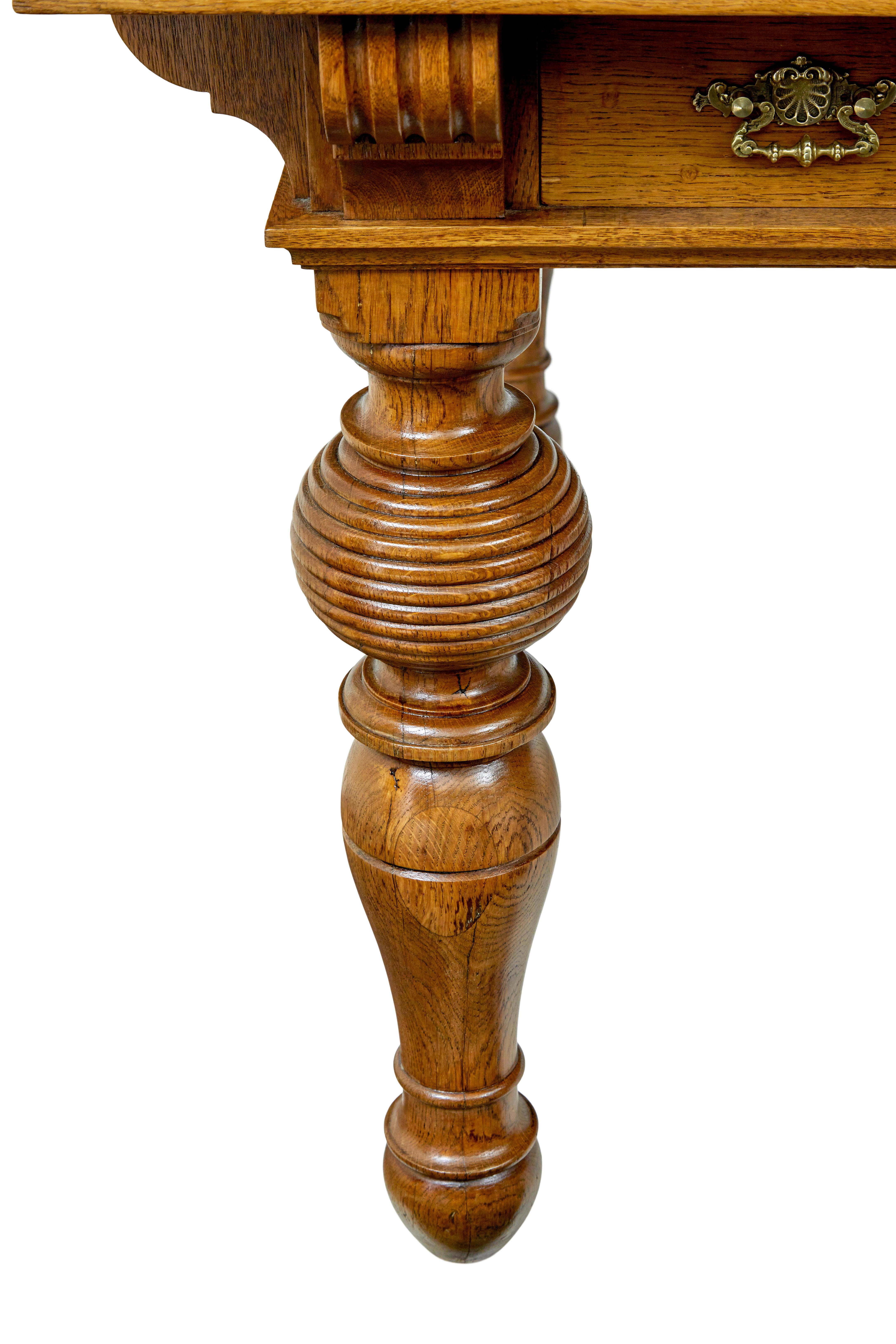 Large 19th century carved oak library table For Sale 1