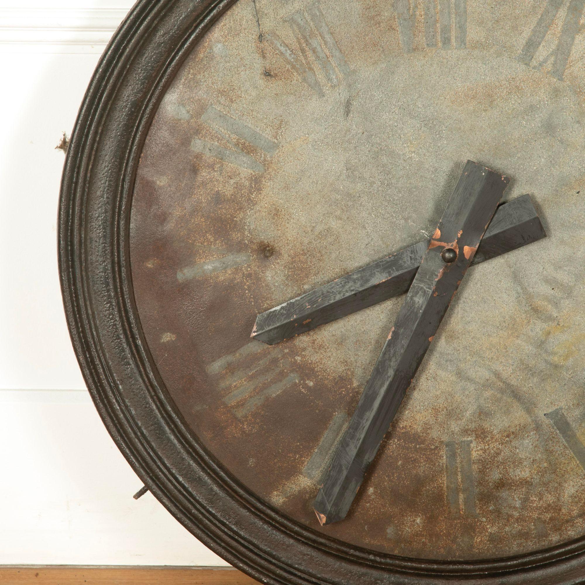 Large 19th Century Cast Iron Clock Face In Good Condition For Sale In Gloucestershire, GB
