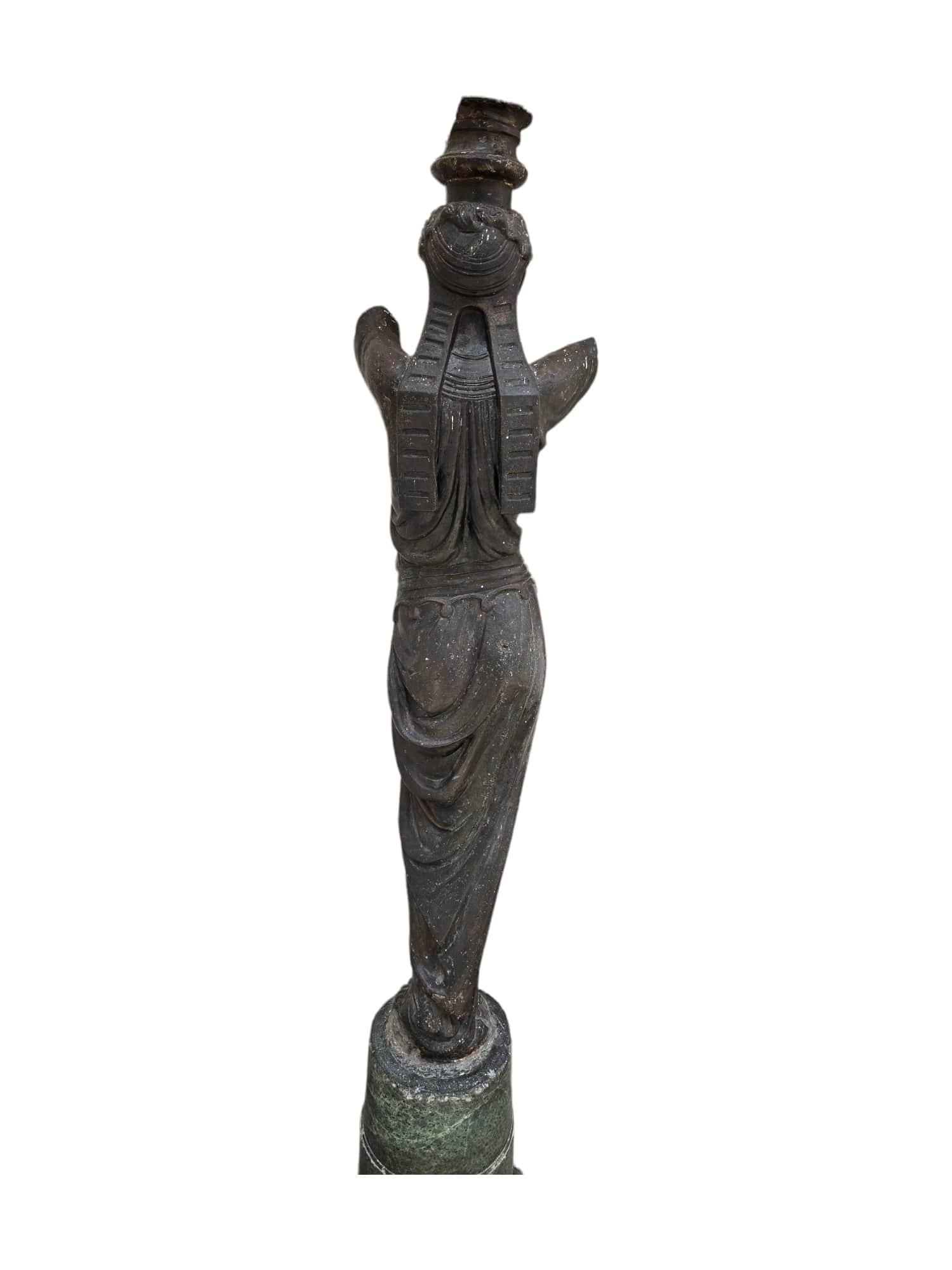 Large 19th Century Cast Iron Garden Sculpture For Sale 1