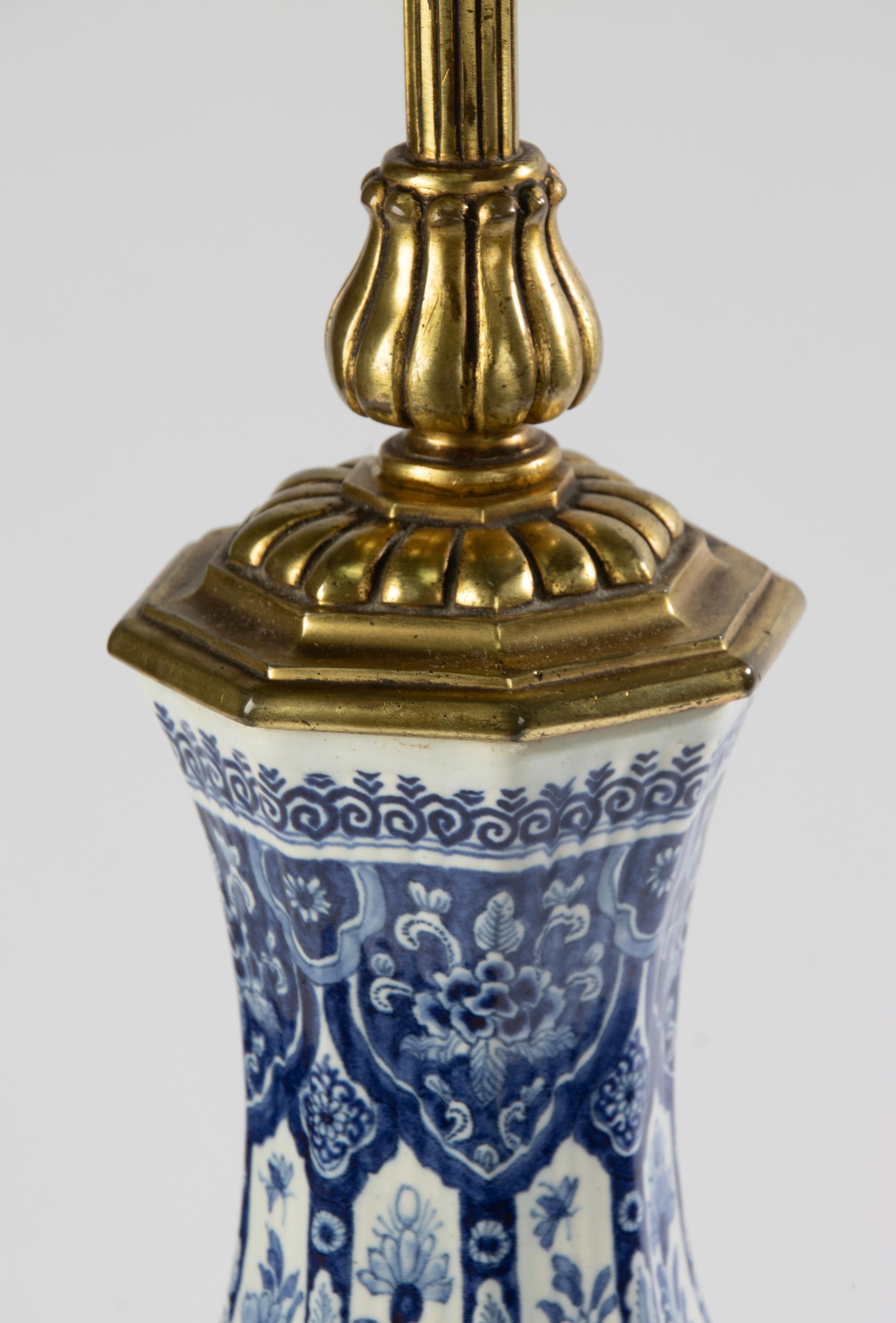 Grand vase en céramique de Delft du 19ème siècle - Lampe de table  en vente 5