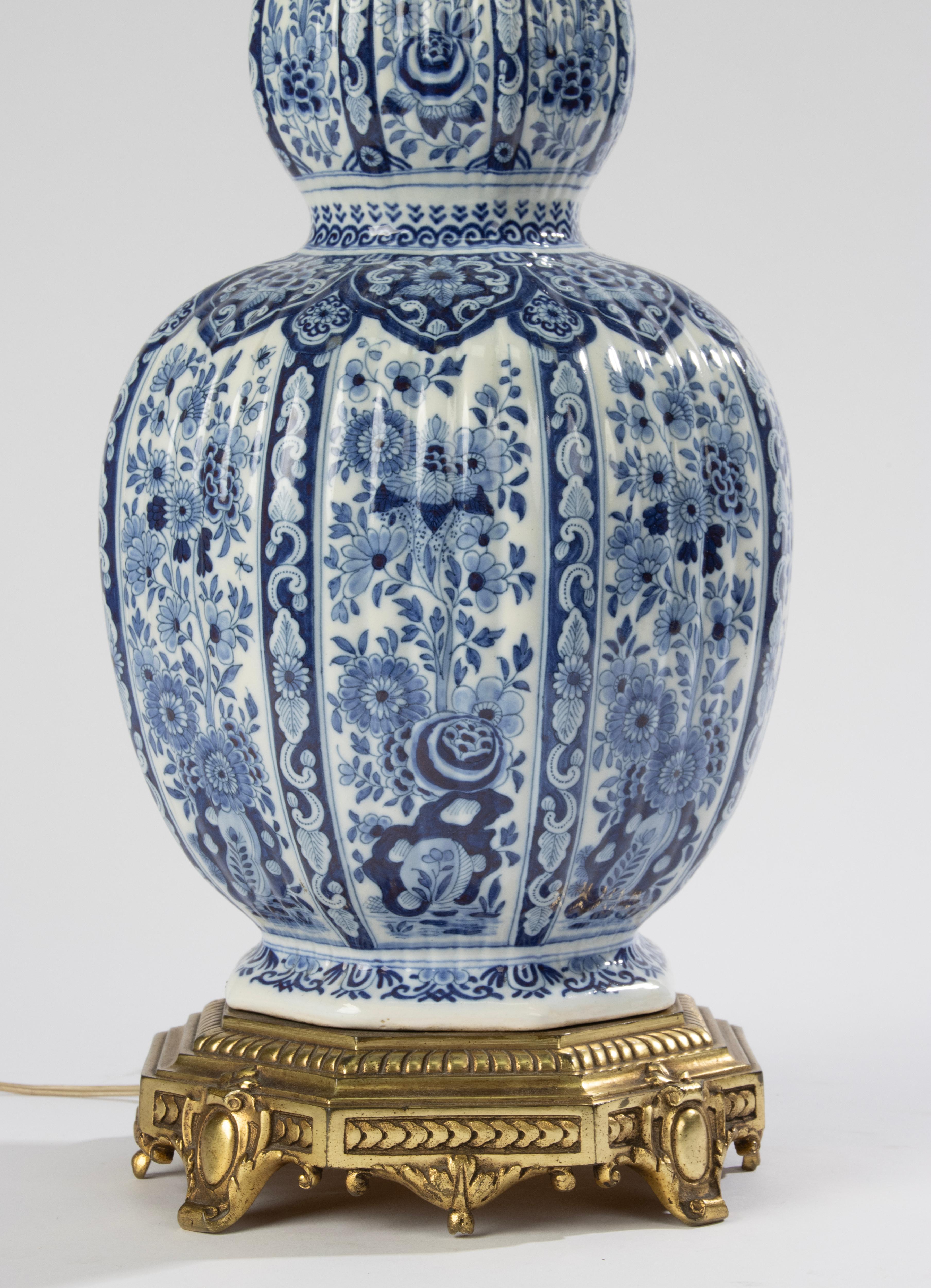 Belle Époque Large 19th Century Ceramic Delft Vase - Table Lamp  For Sale