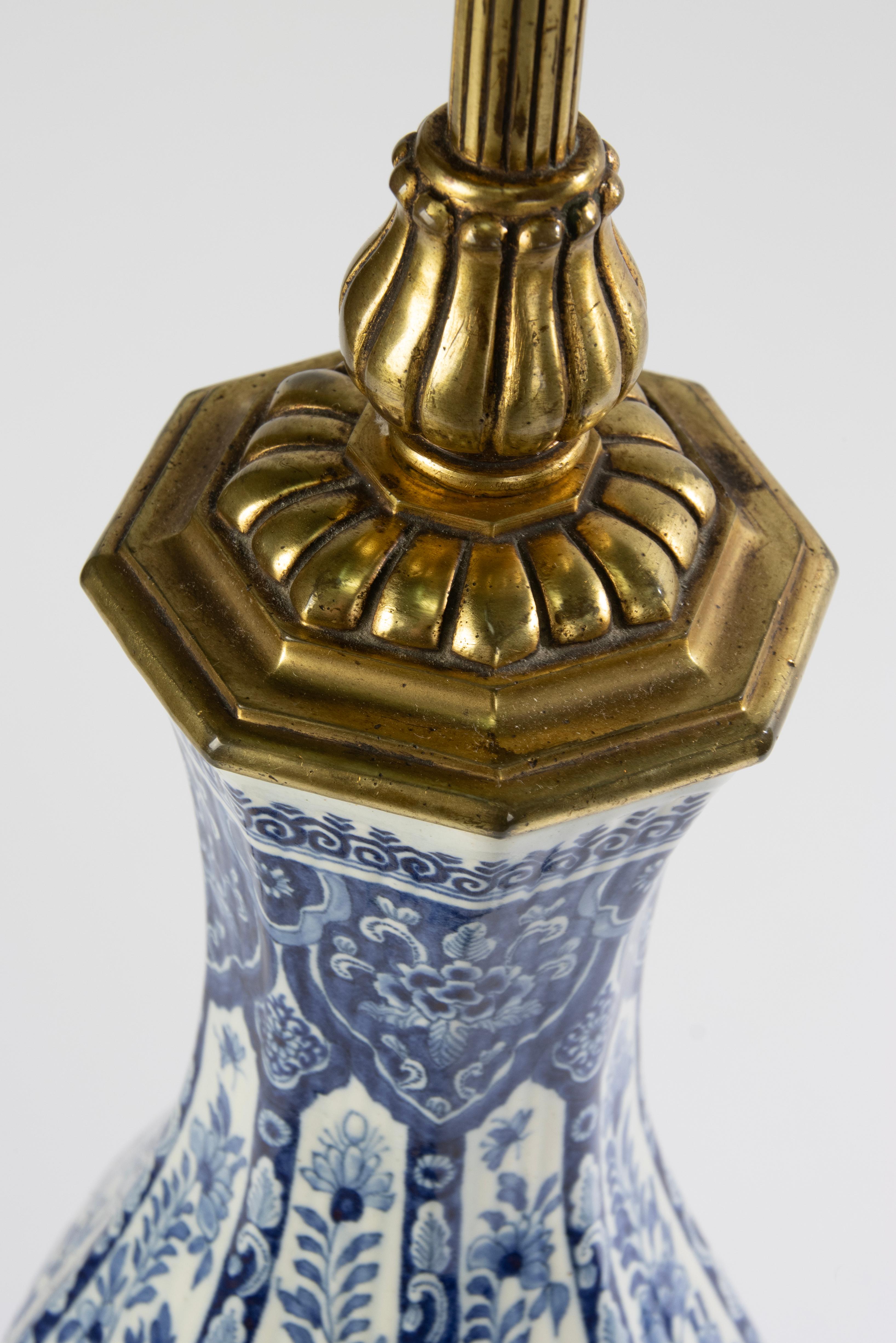 Grand vase en céramique de Delft du 19ème siècle - Lampe de table  en vente 1