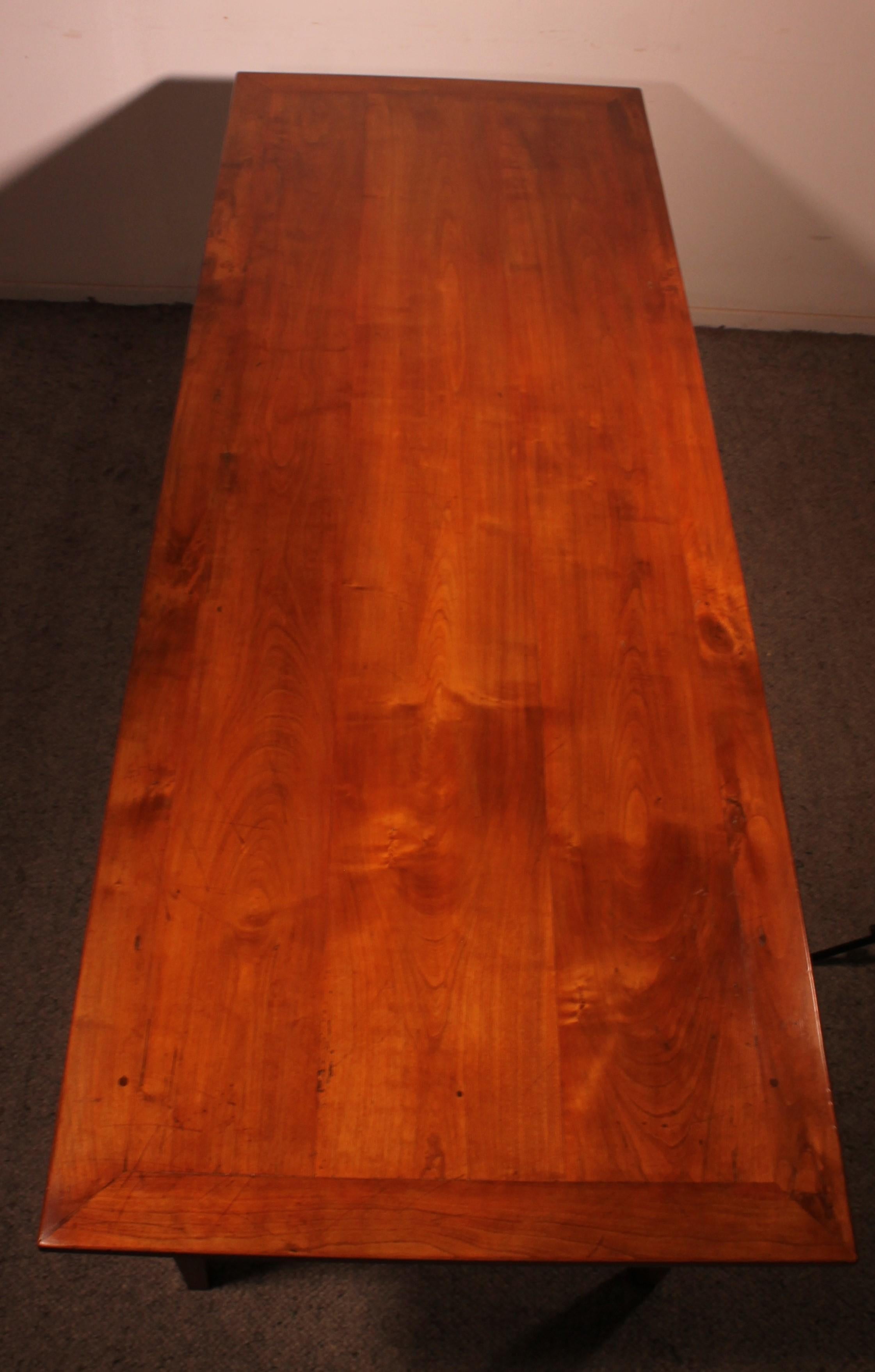 Large 19th Century Cherry Wood Refectory Table For Sale 8