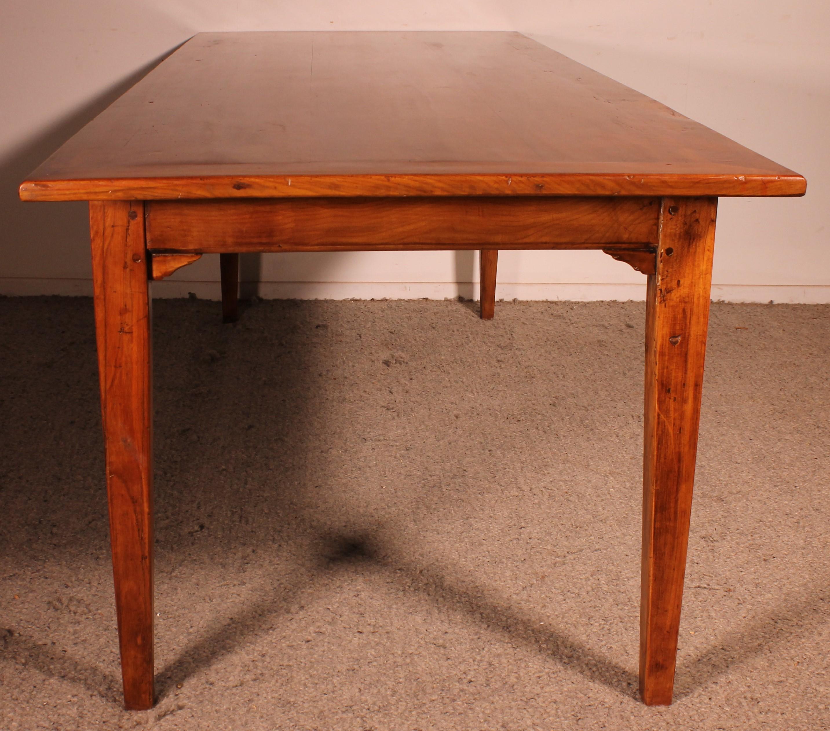 Large 19th Century Cherry Wood Refectory Table For Sale 2