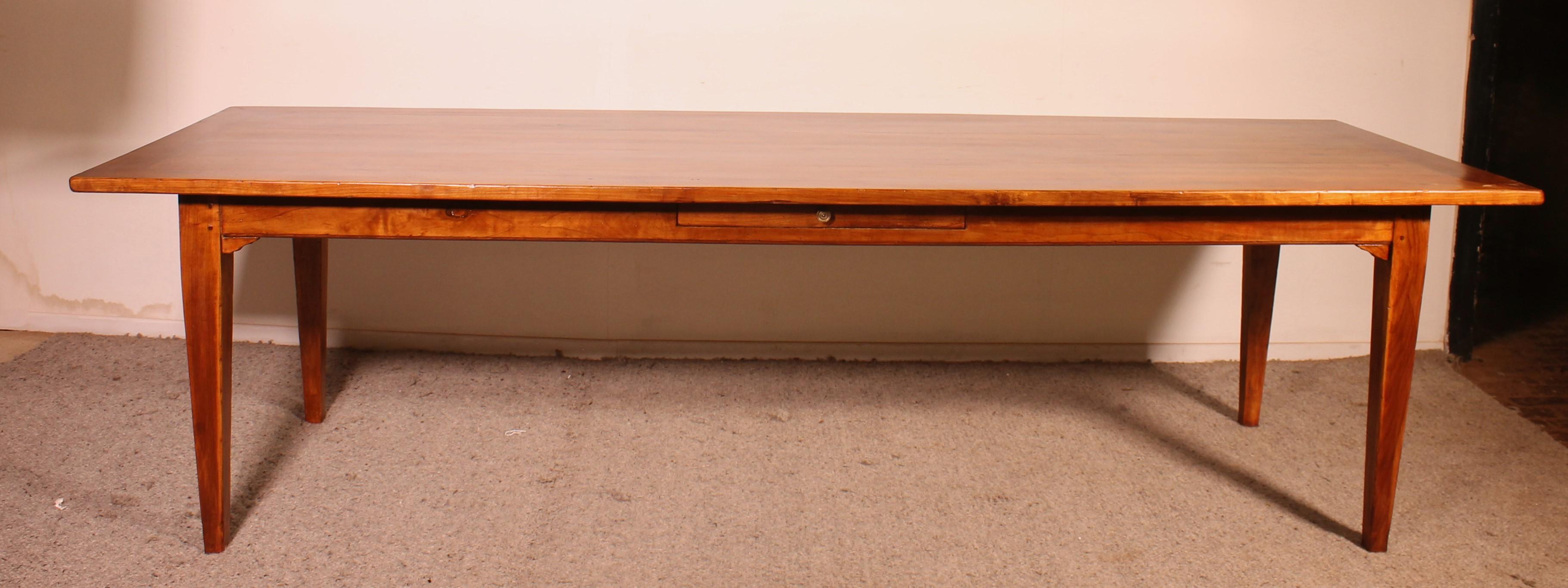 Aesthetic Movement Large 19th Century Cherry Wood Refectory Table With A Width Of 100cm For Sale