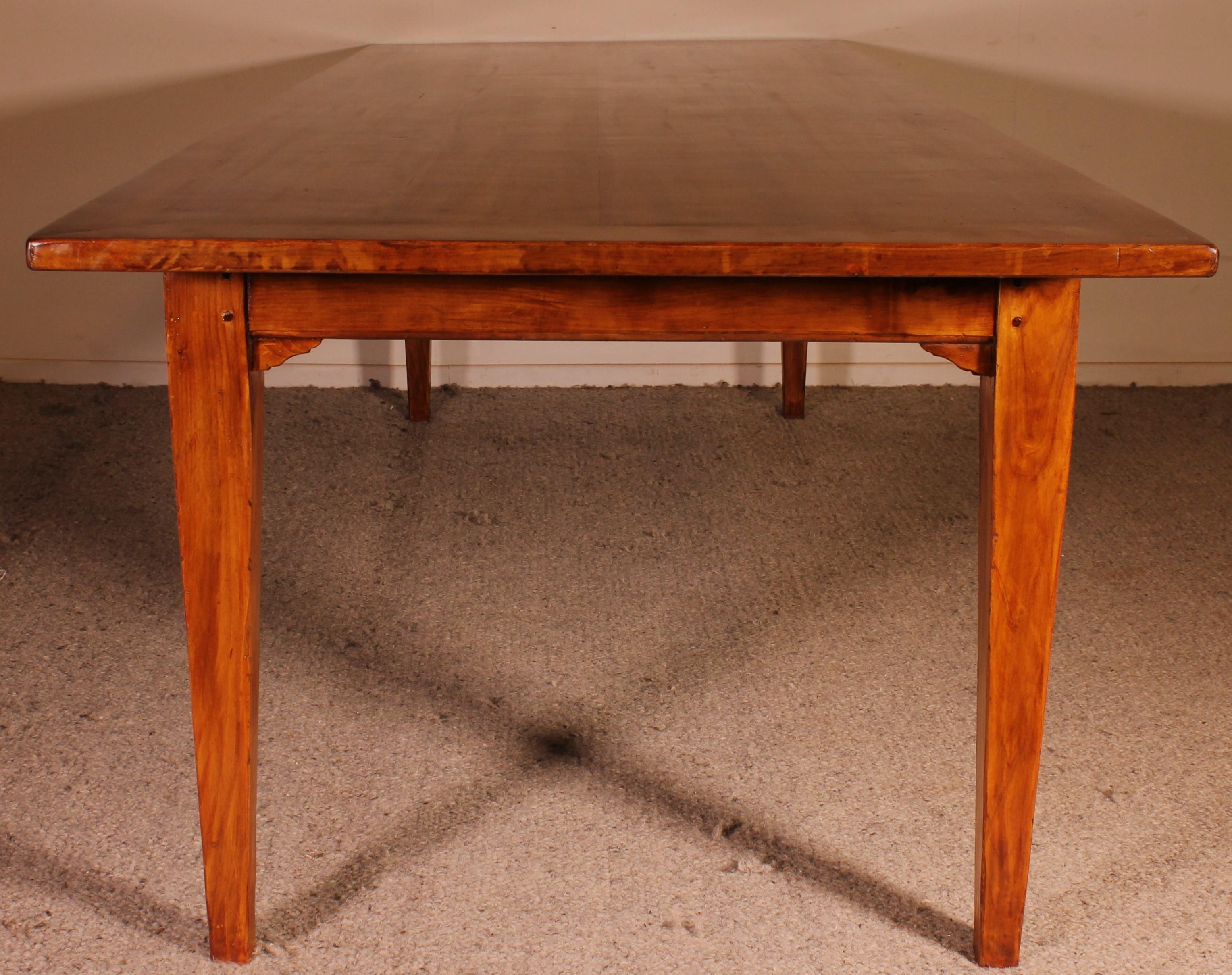 Large 19th Century Cherry Wood Refectory Table With A Width Of 100cm For Sale 1