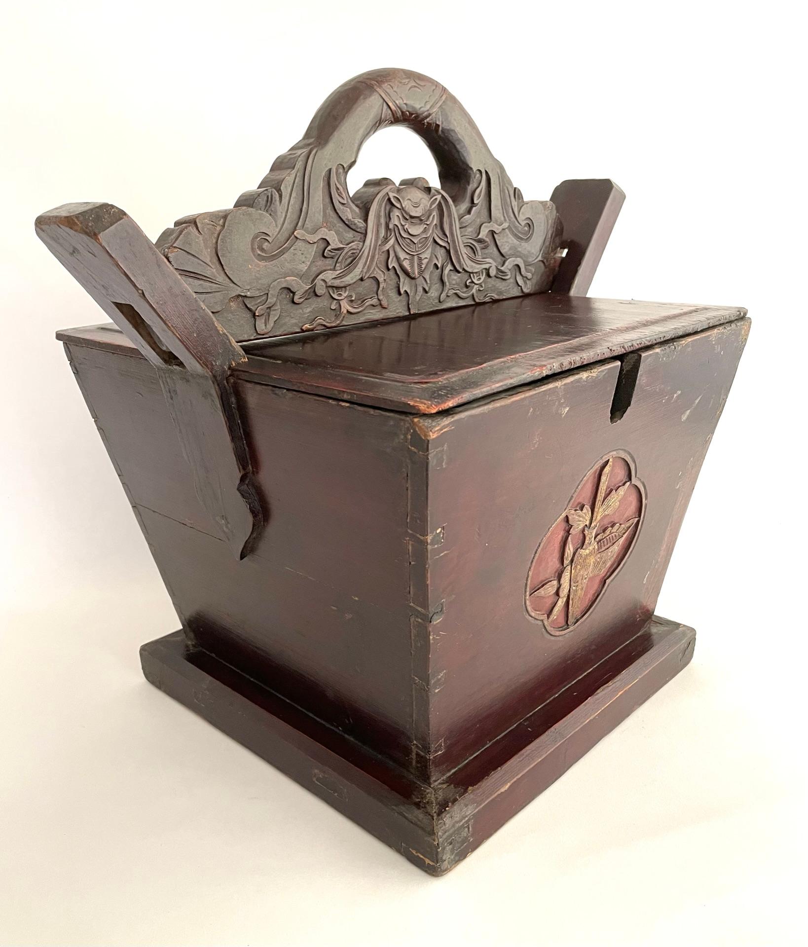 Elm Large 19th Century Chinese Carved Tea Caddy For Sale