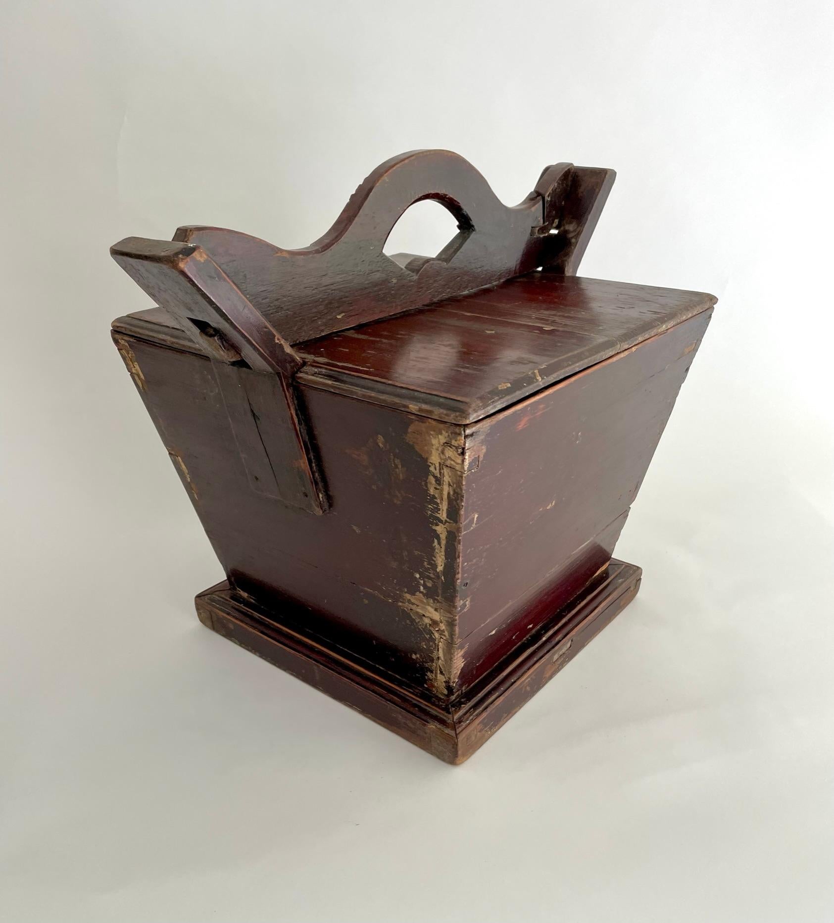 Elm Large 19th century Chinese Carved Wooden Tea Caddy For Sale