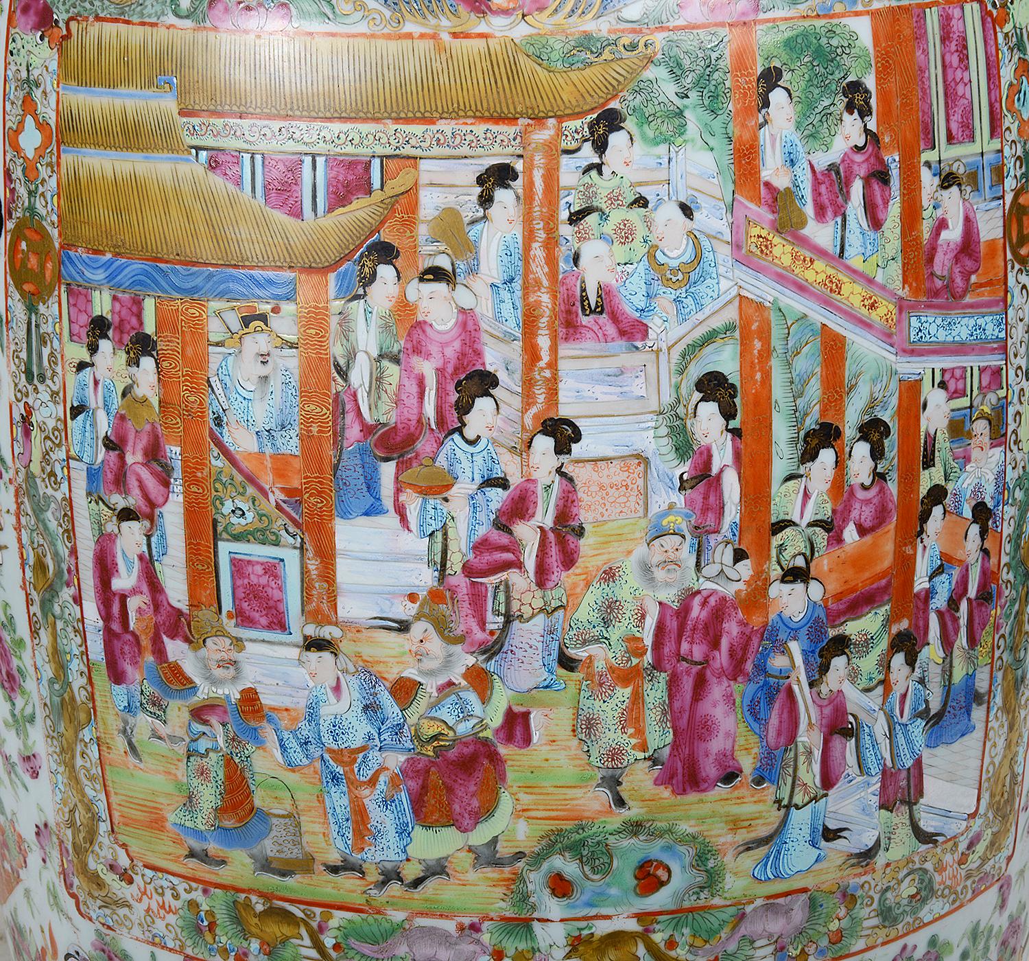 Hand-Painted Large 19th Century Chinese Rose Medallion Vase For Sale