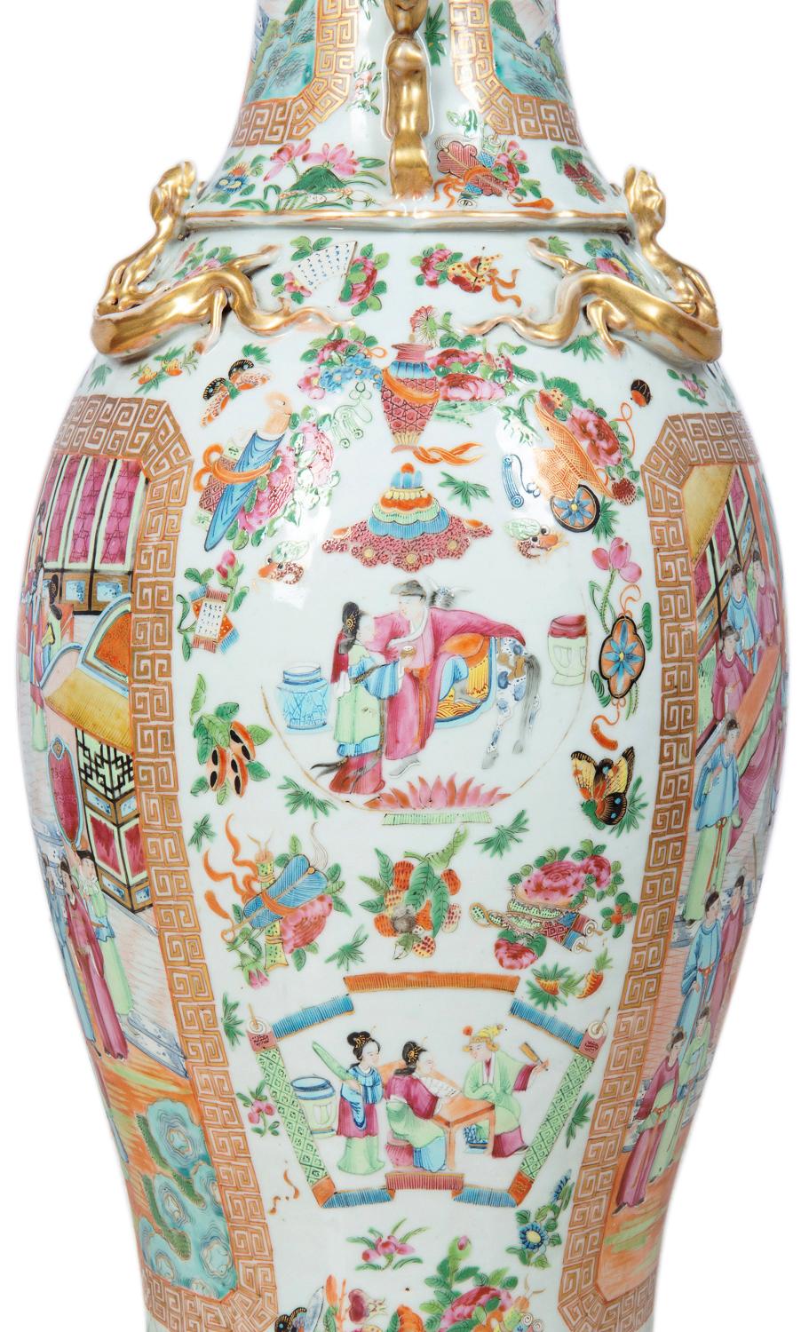 Große chinesische Rosenmedaillon / Kanton Vase / Lampe des 19 (19. Jahrhundert) im Angebot