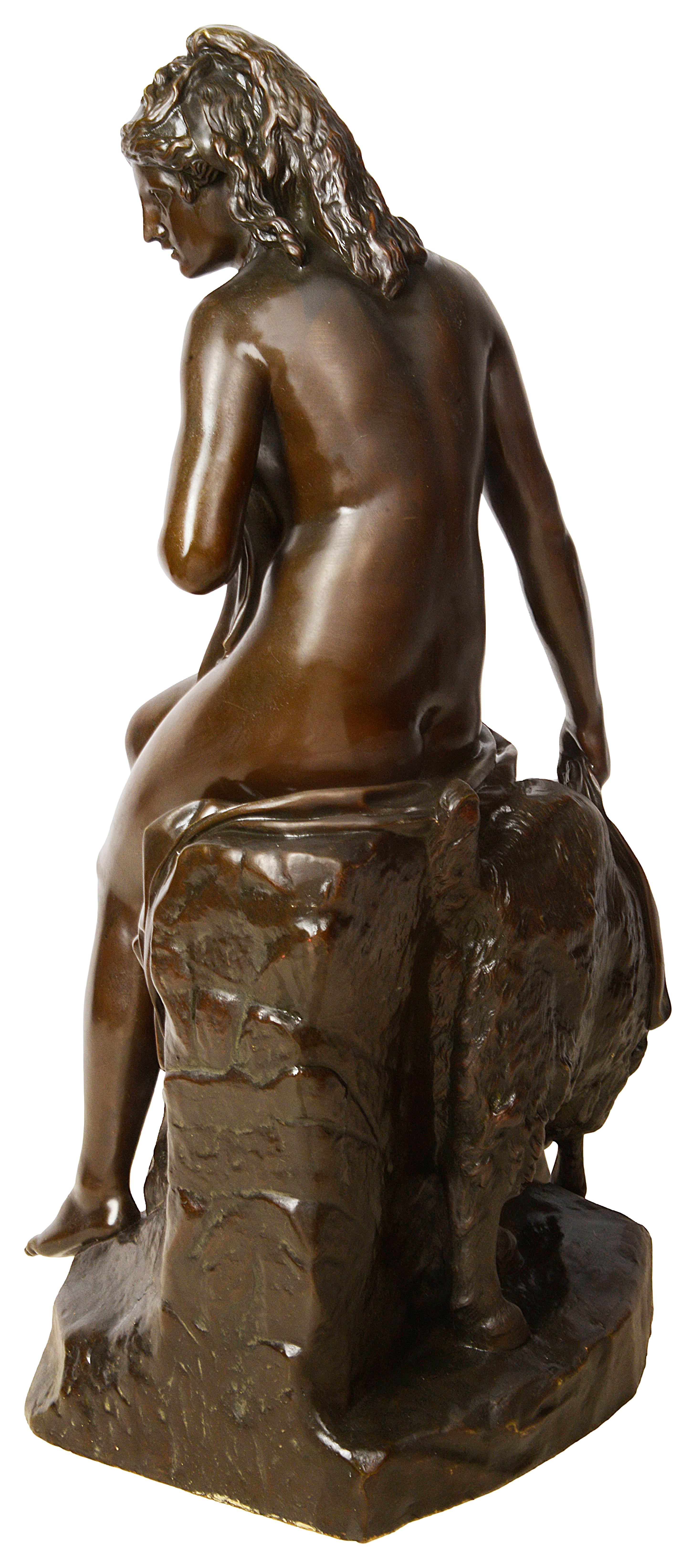 Large 19th Century Classical Bronze statue of Amalthea In Good Condition For Sale In Brighton, Sussex