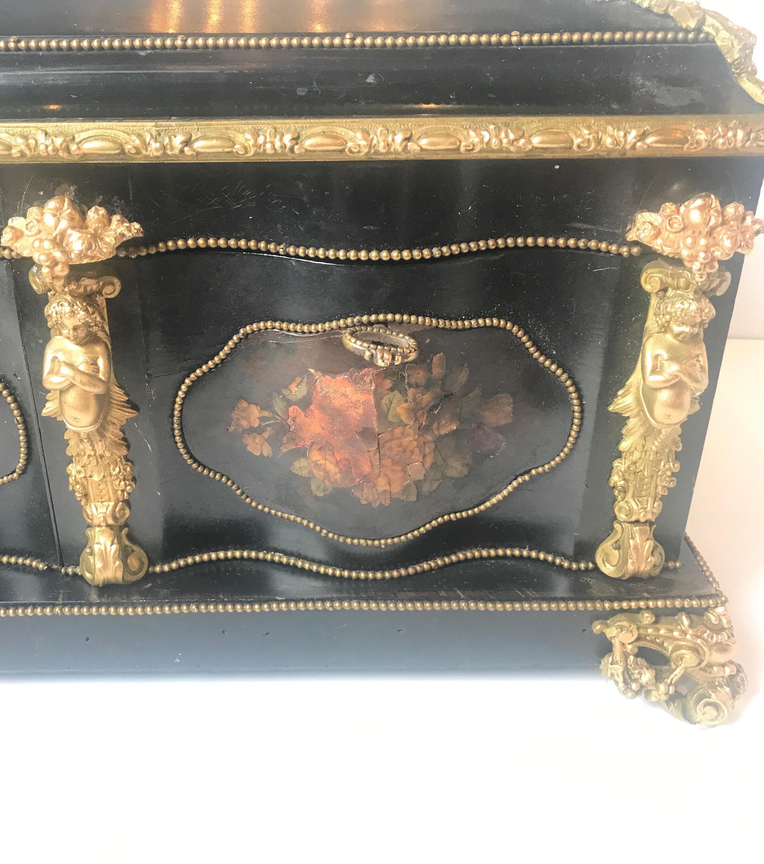 Late 19th Century Large 19th Century Continental Neoclassical Between Dresser Vanity Box For Sale