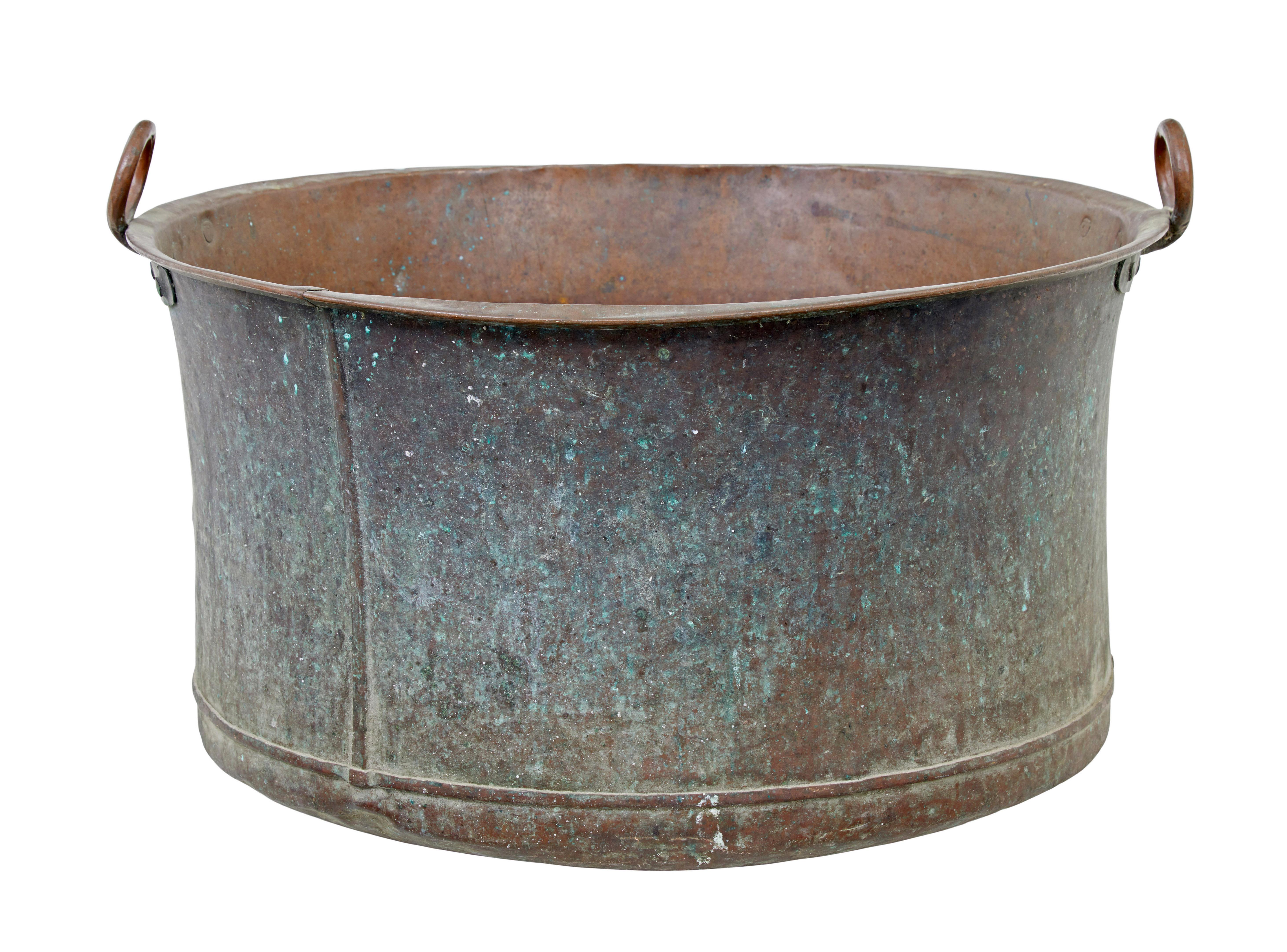 Gran olla del siglo XIX con pátina original Victoriano en venta