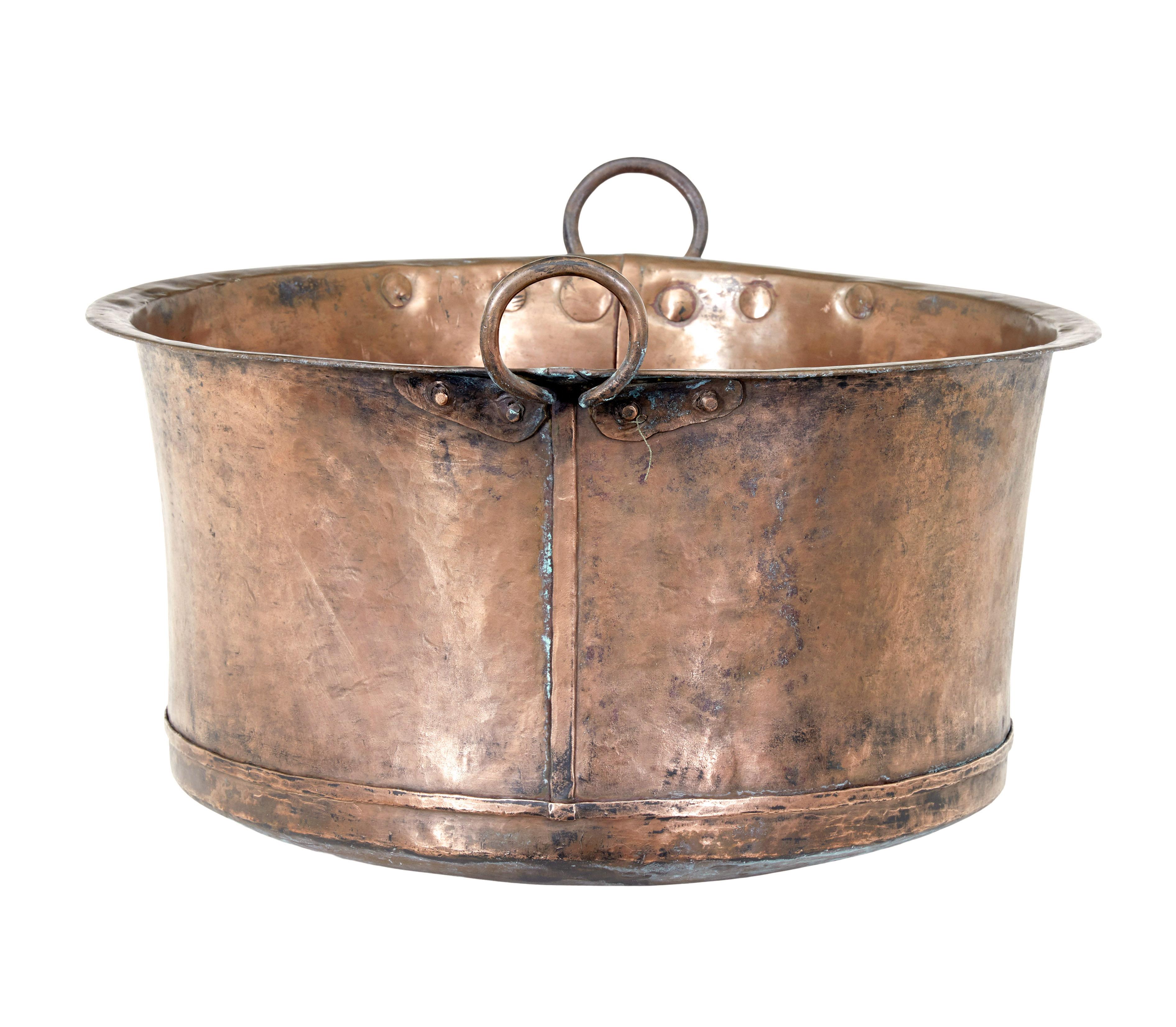 Victorian Large 19th century copper cooking vessel For Sale