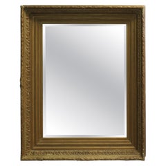 Grande specchio da parete decorativo dorato del XIX secolo