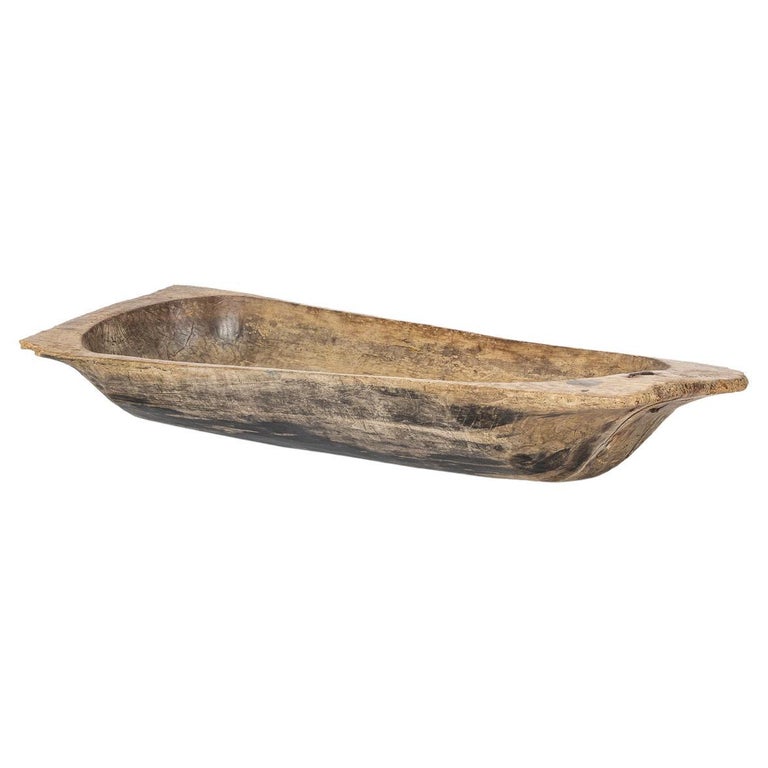 Large 19th Century Decorative Wooden Dough Bowl For Sale at 1stDibs