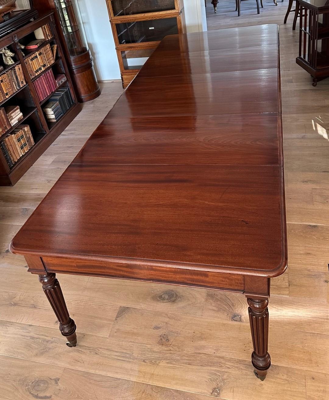 Large 19th Century dining table 9