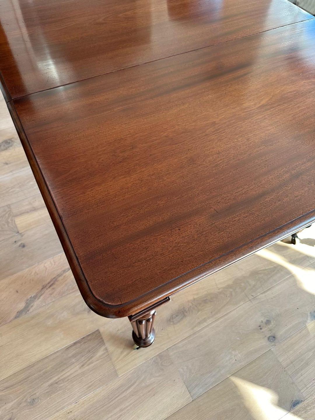 Early 19th Century Large 19th Century dining table