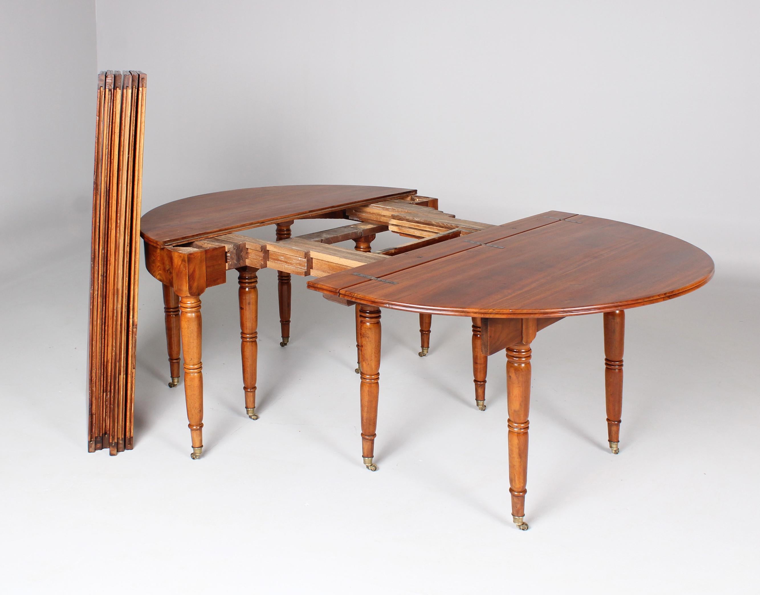 Large 19th Century Dining Table, Walnut, 12-16 People 2