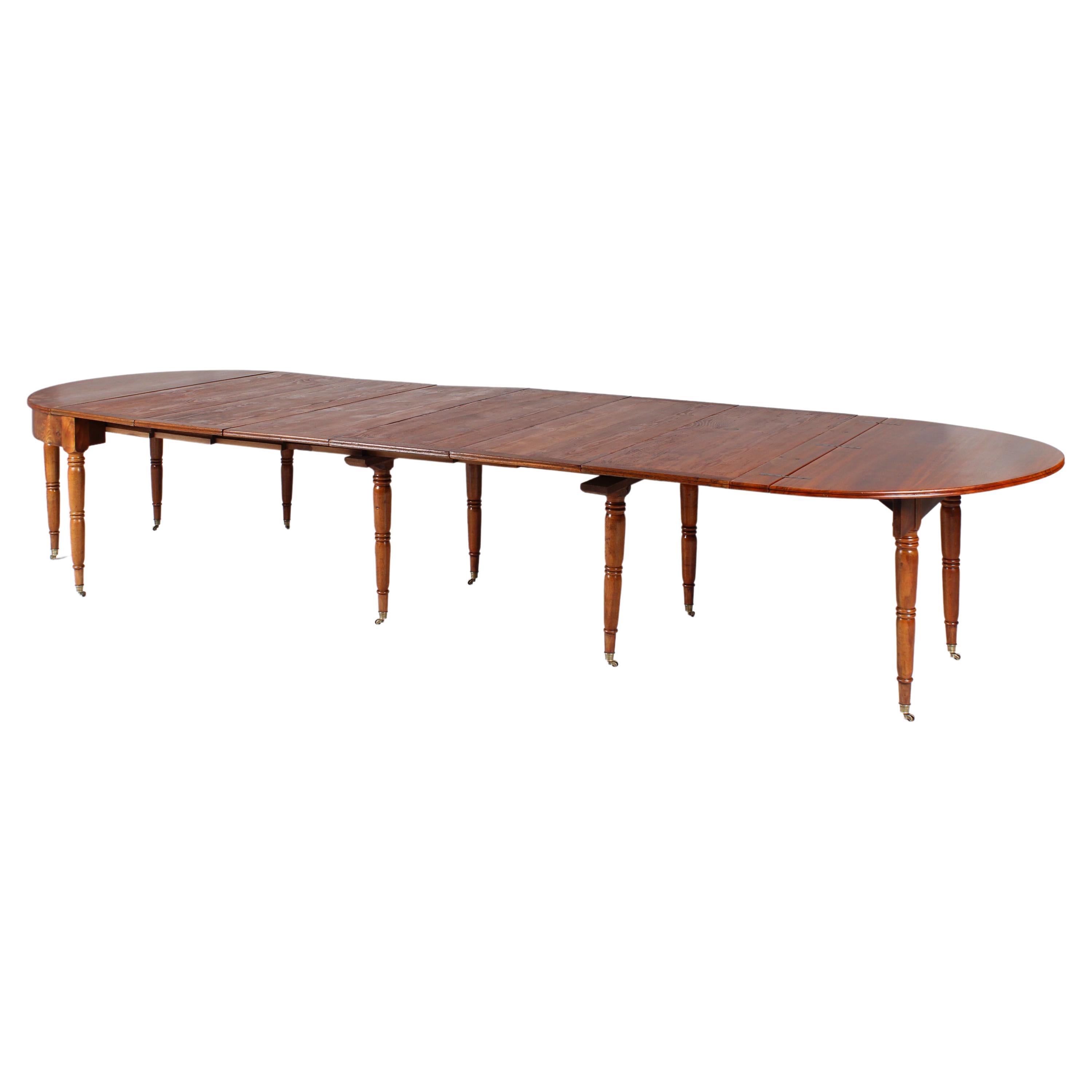 Large 19th Century Dining Table, Walnut, 12-16 People