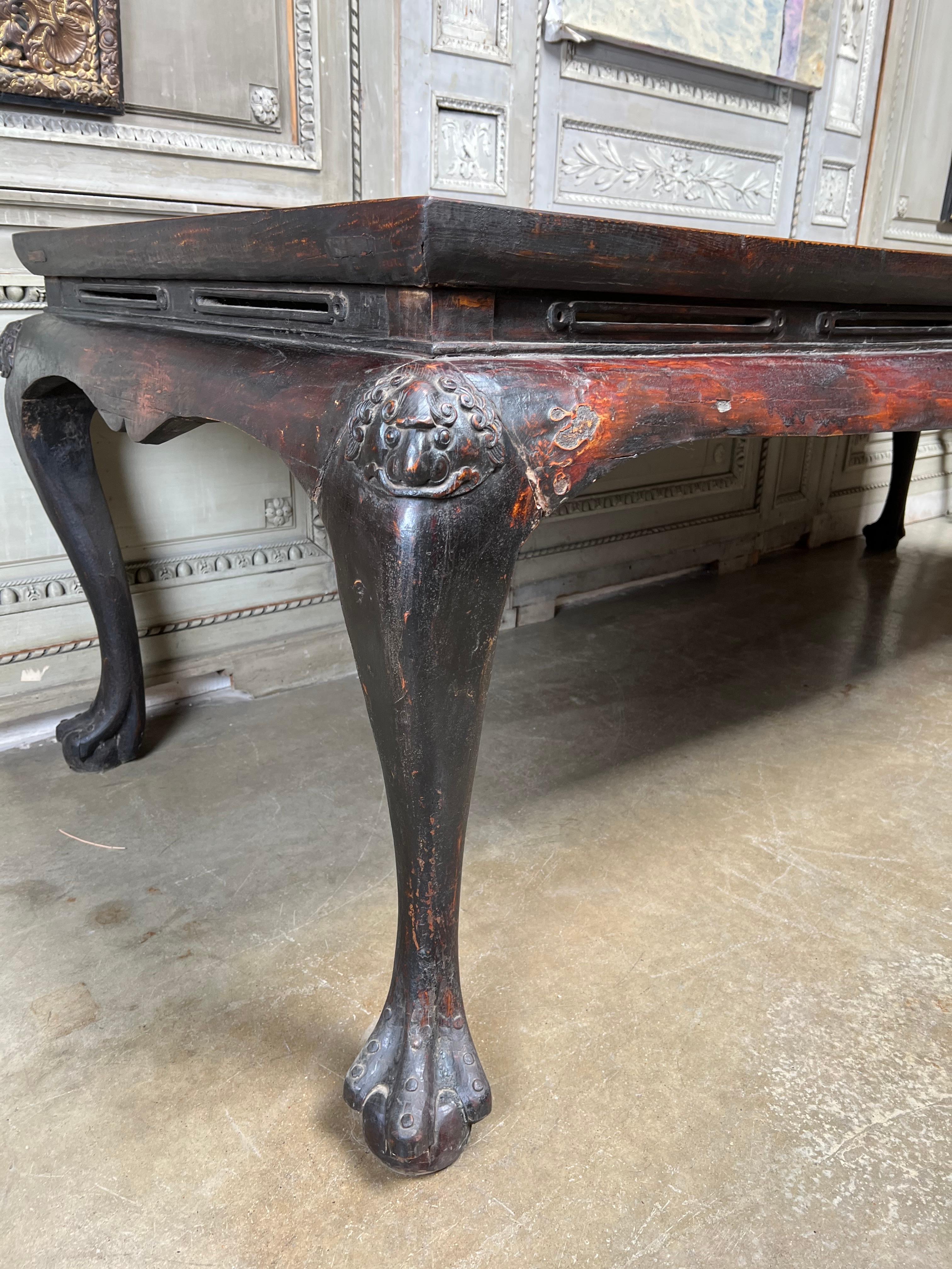 Large 19th Century Elmwood Table with an Old Lacquer Finish In Good Condition For Sale In Dallas, TX