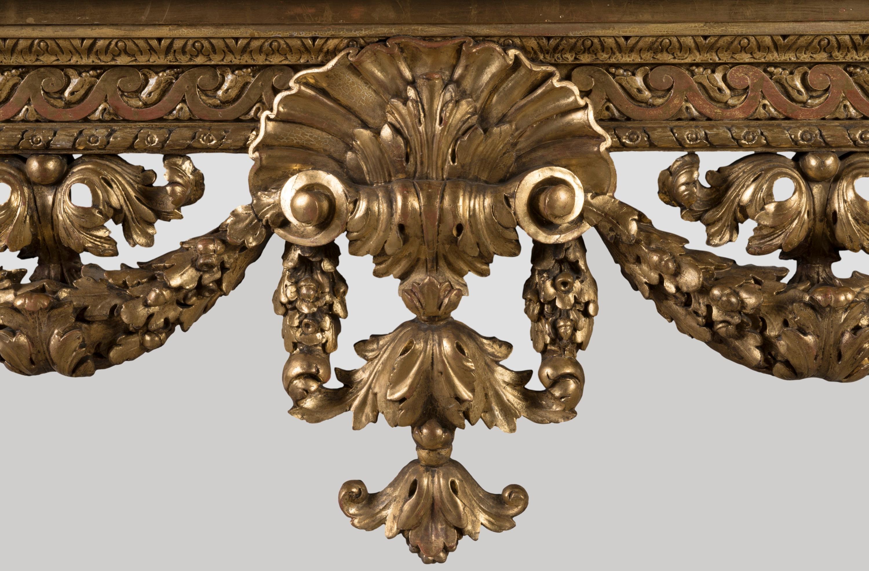 Anglais Grande table console en bois doré anglais du 19e siècle dans le style de William Kent en vente