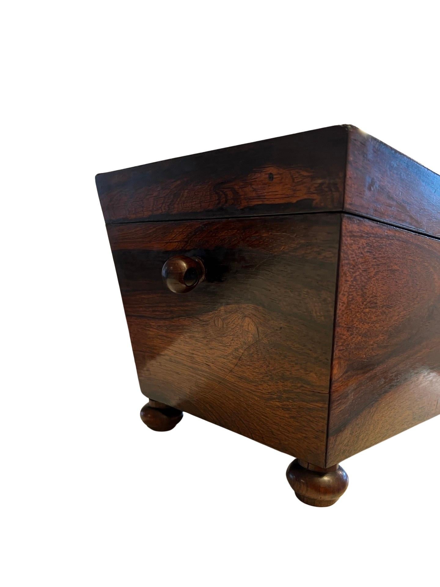 Gran caja de té de caoba inglesa del siglo XIX con forma de sarcófago   en Bueno estado para la venta en Atlanta, GA