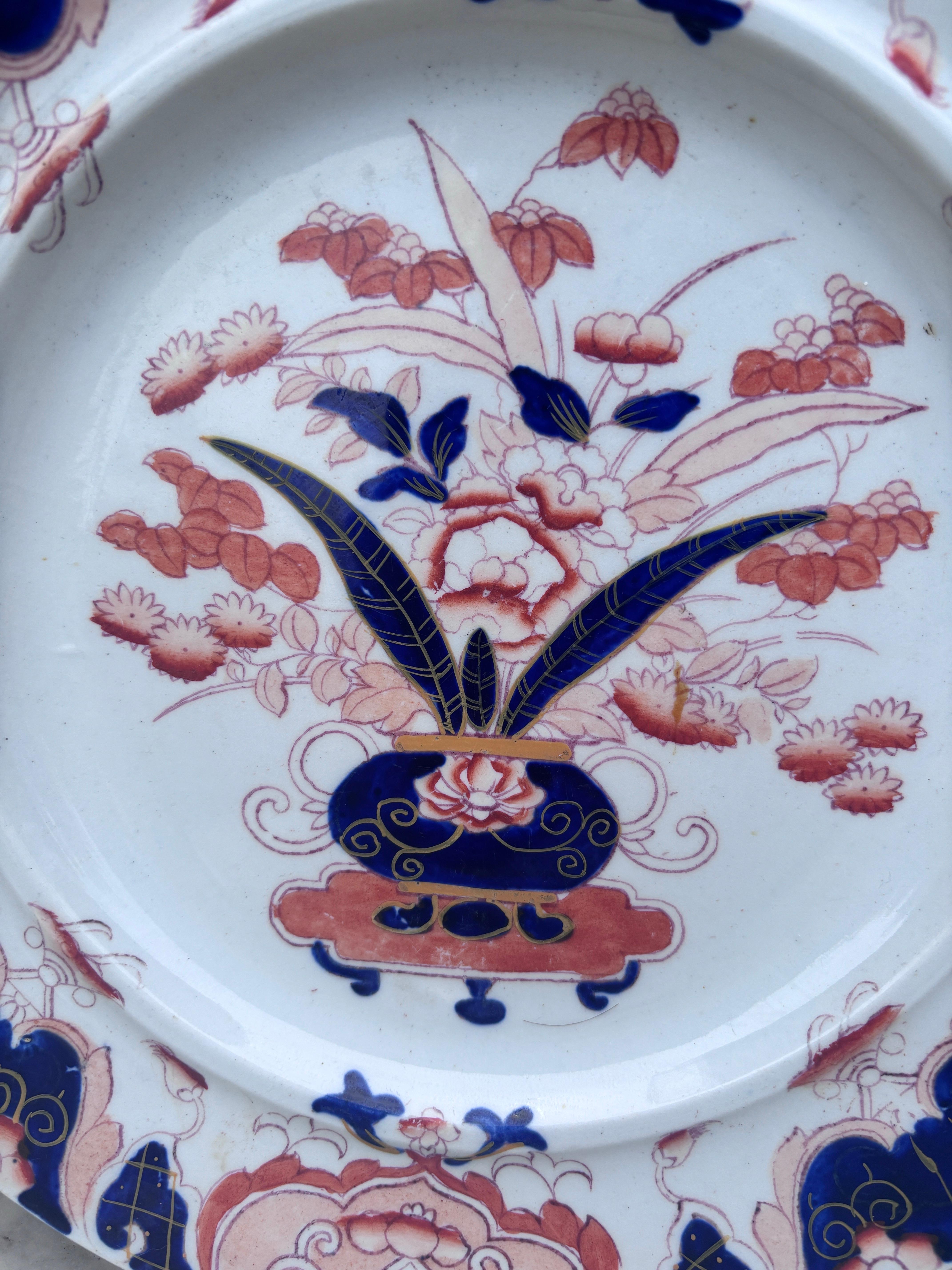 Großer englischer Mason's Ironstone Blumen- und Vasen-Teller aus dem 19. (Chinoiserie) im Angebot