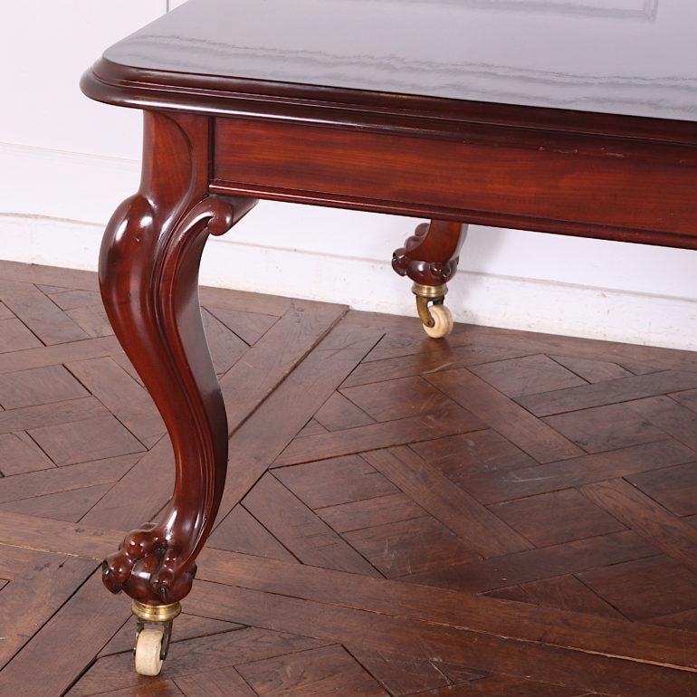 Large 19th Century English Victorian Solid Mahogany Dining Table 1