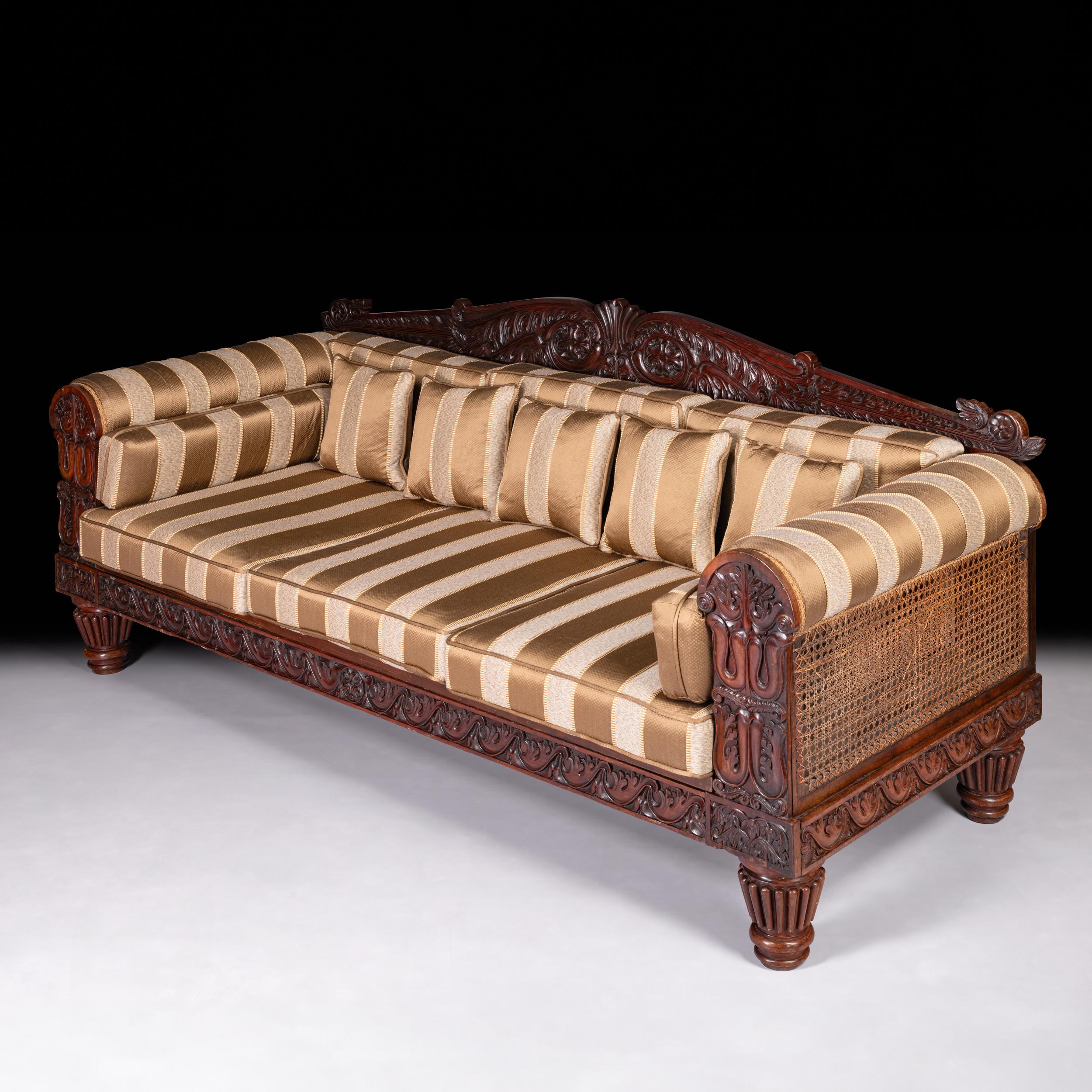 Large 19th Century English William IV Settee Attributed To Gillows Of Lancaster For Sale 1