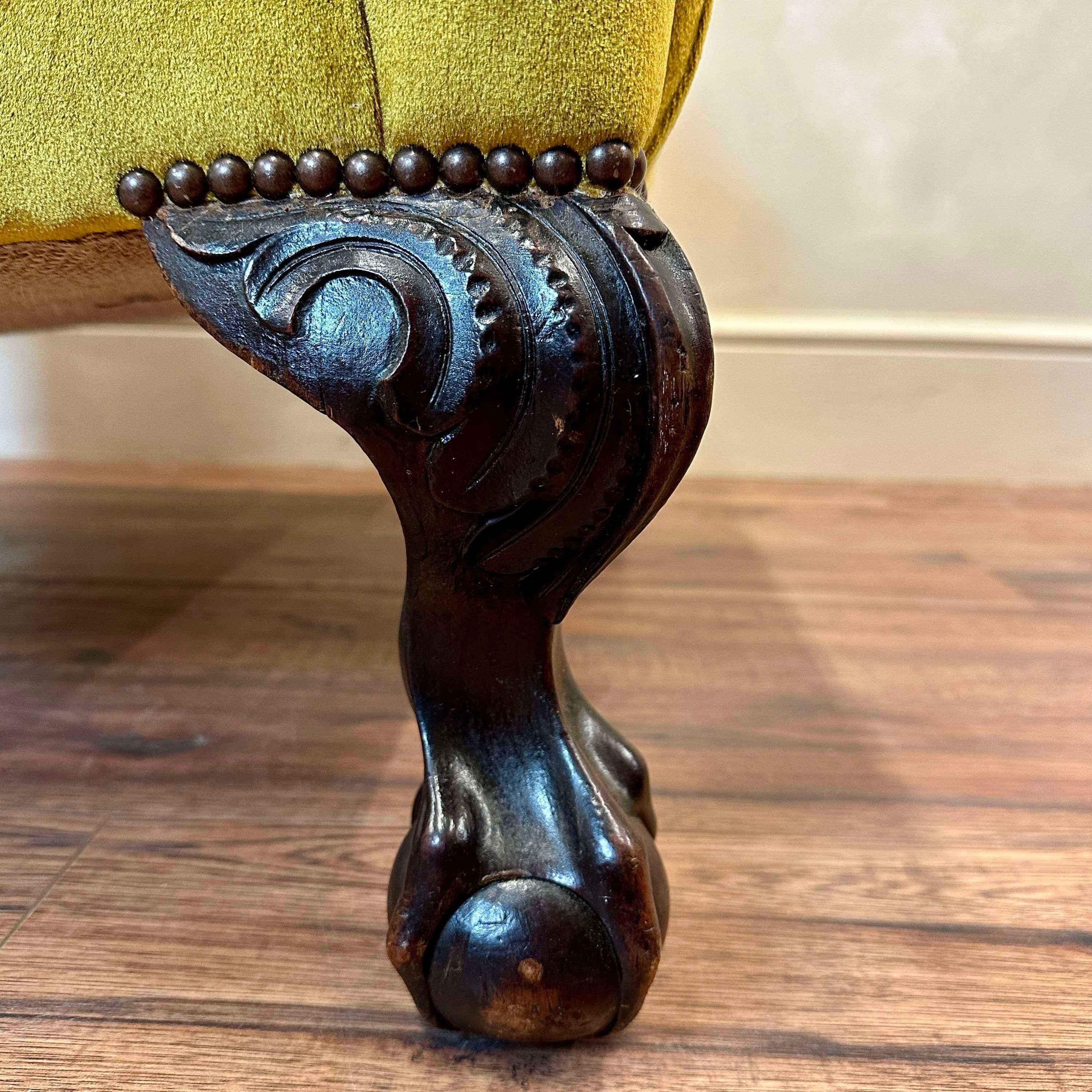 Gran Sillón Inglés Wingback del Siglo XIX Retapizado siglo XIX en venta