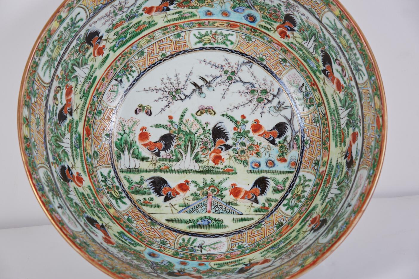 Large 19th Century Famille Verte Chinese Export Porcelain Punch Bowl In Good Condition In Dallas, TX