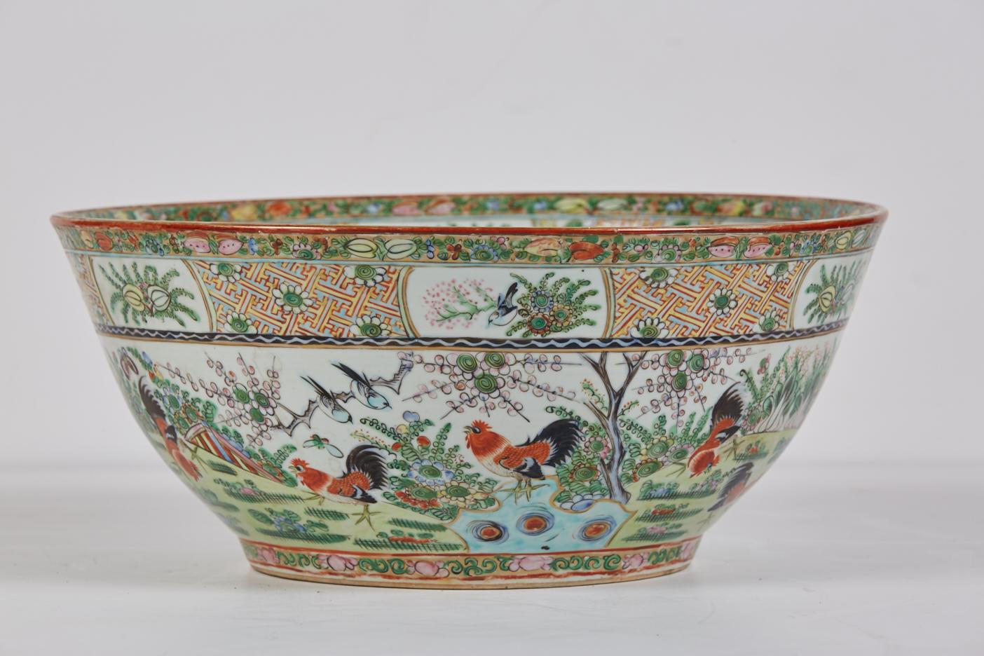 Large 19th Century Famille Verte Chinese Export Porcelain Punch Bowl 1