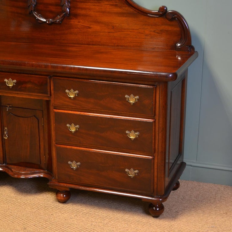 Large 19th century Figured Mahogany Quality Antique Victorian Sideboard