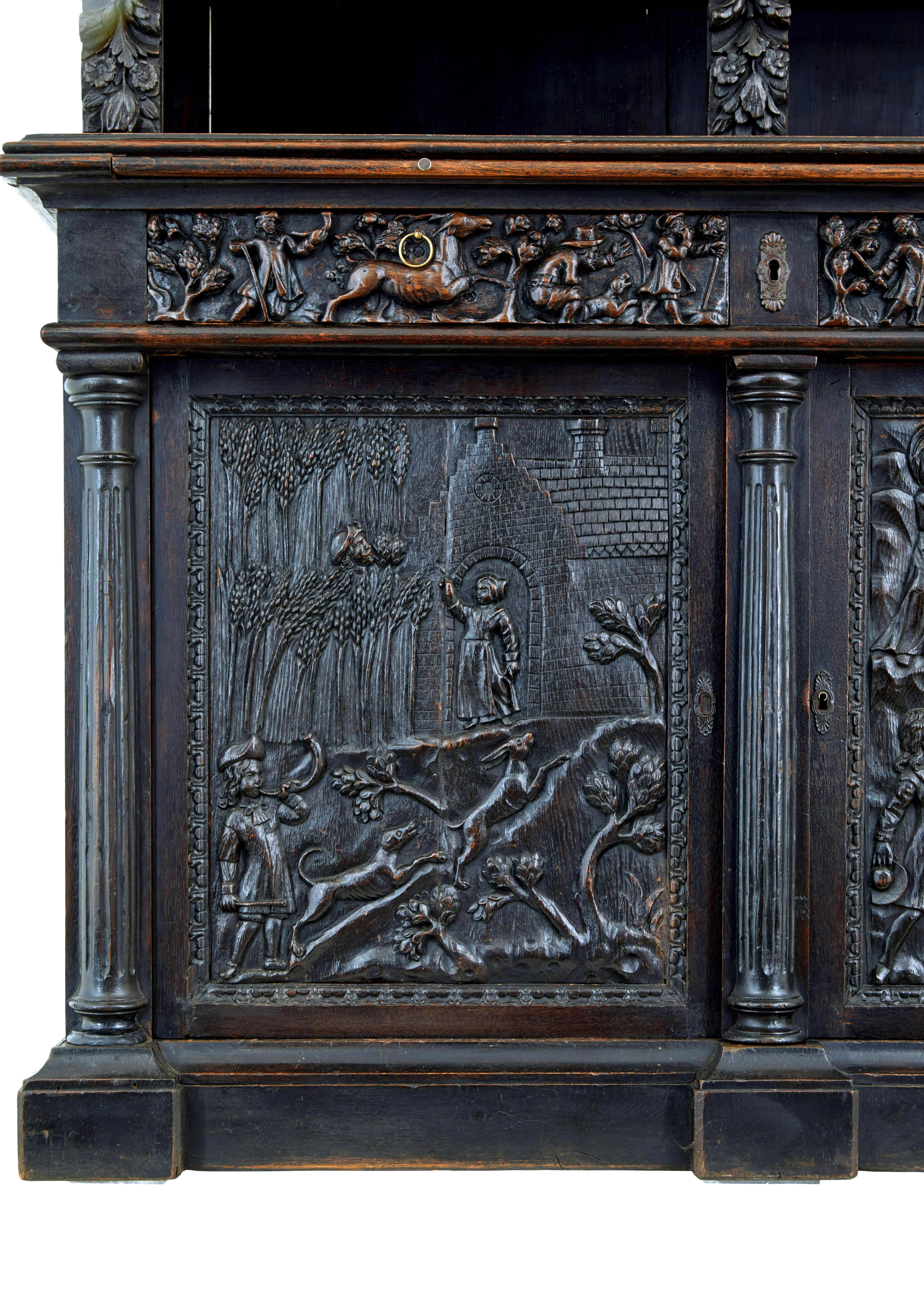 Grande armadio fiammingo del XIX secolo intagliato in Oak in vendita 3