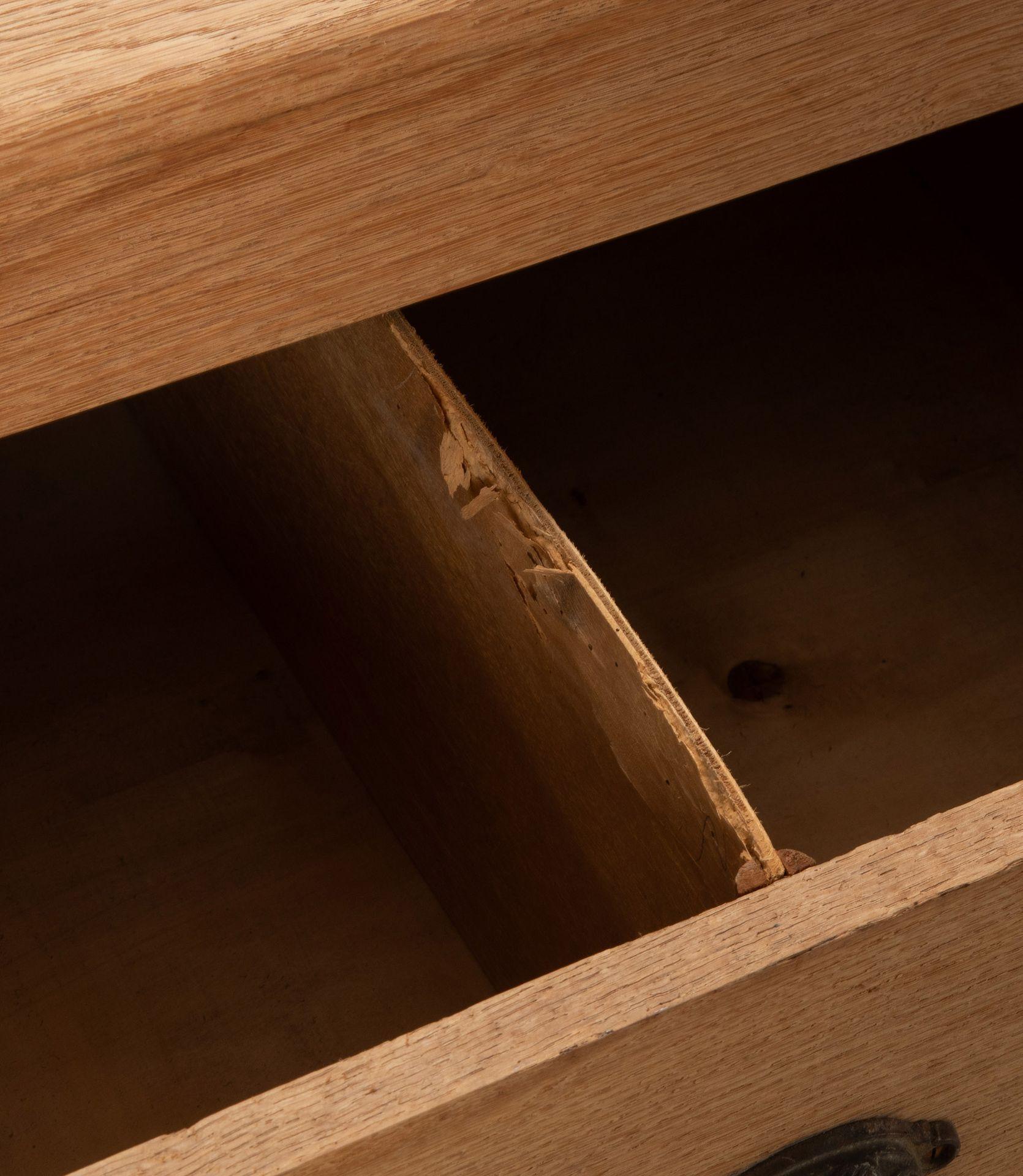 Grande bancone da negozio francese del XIX secolo in Oak sbiancato in vendita 11
