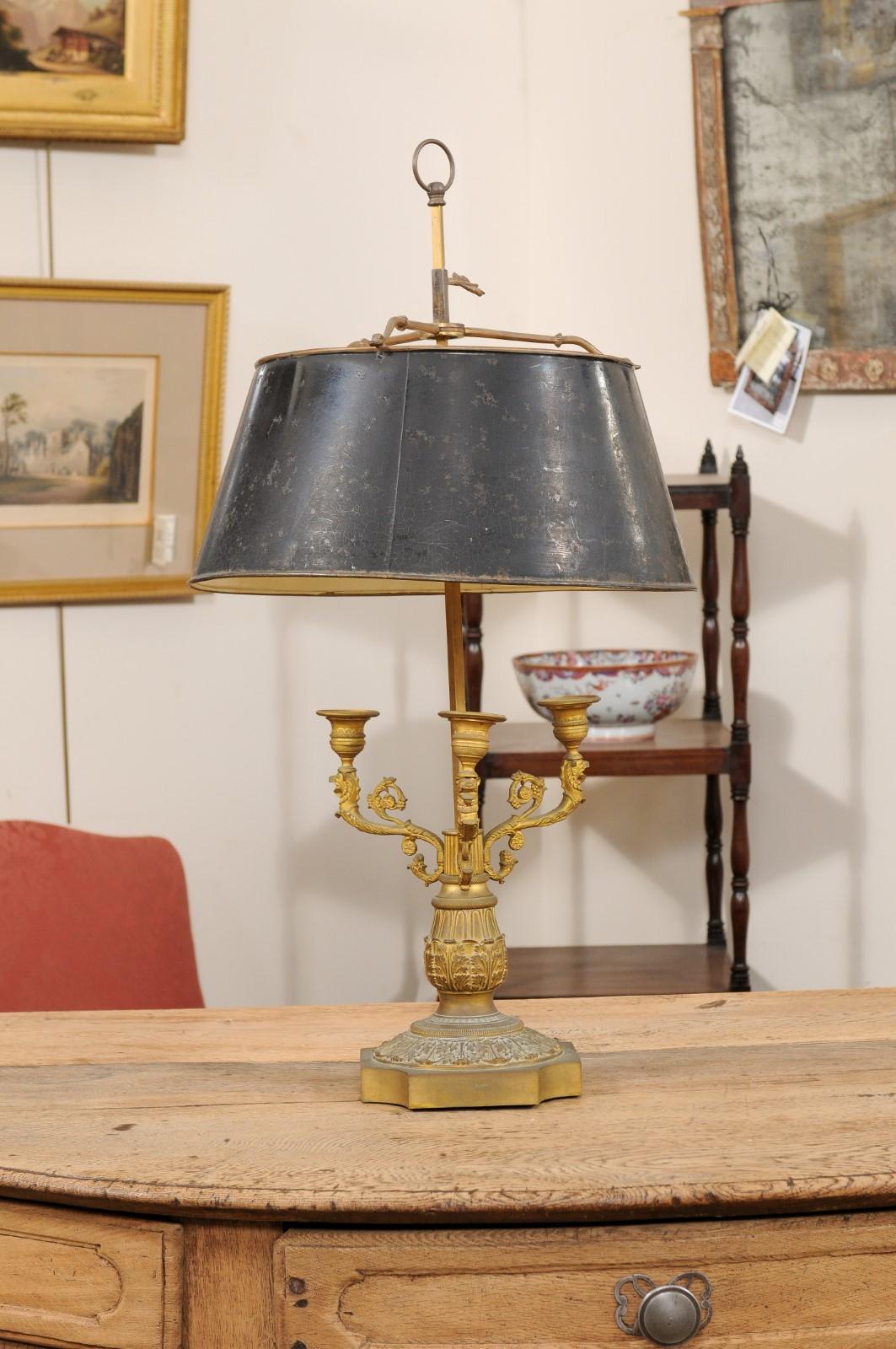 Large 19th Century French Bronze Bouillotte Lamp with Black Painted Tole Shade For Sale 1