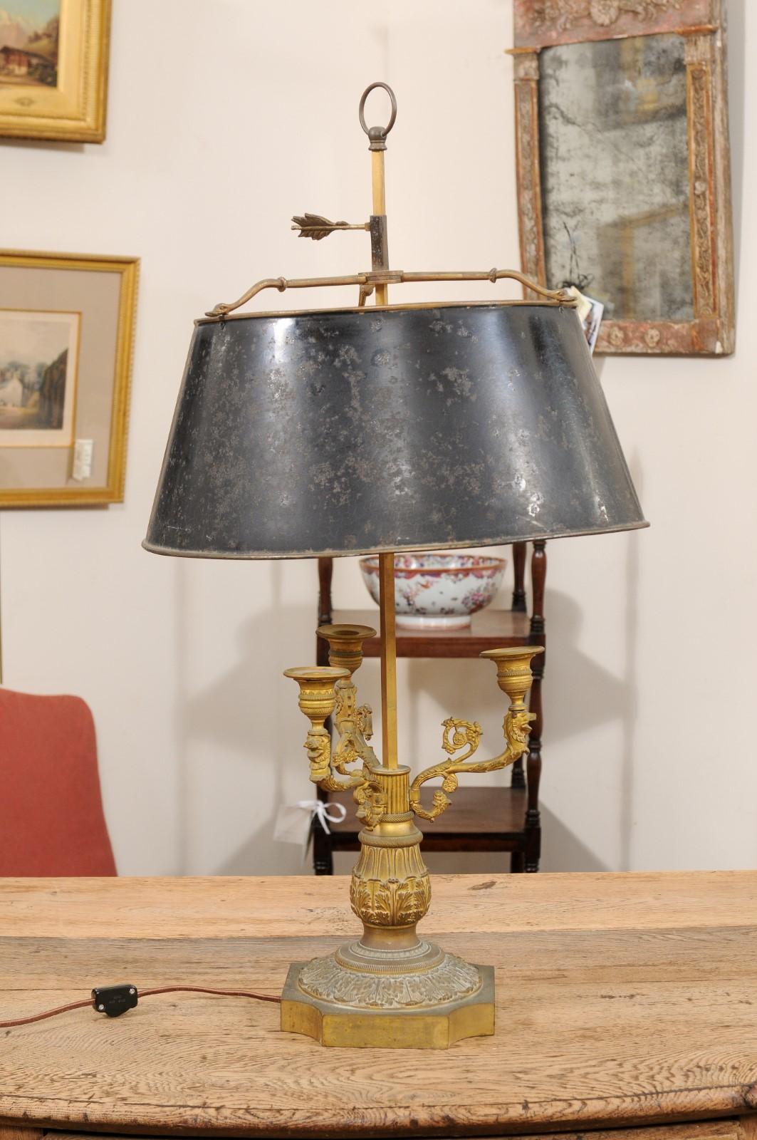 Large 19th Century French Bronze Bouillotte Lamp with Black Painted Tole Shade For Sale 5