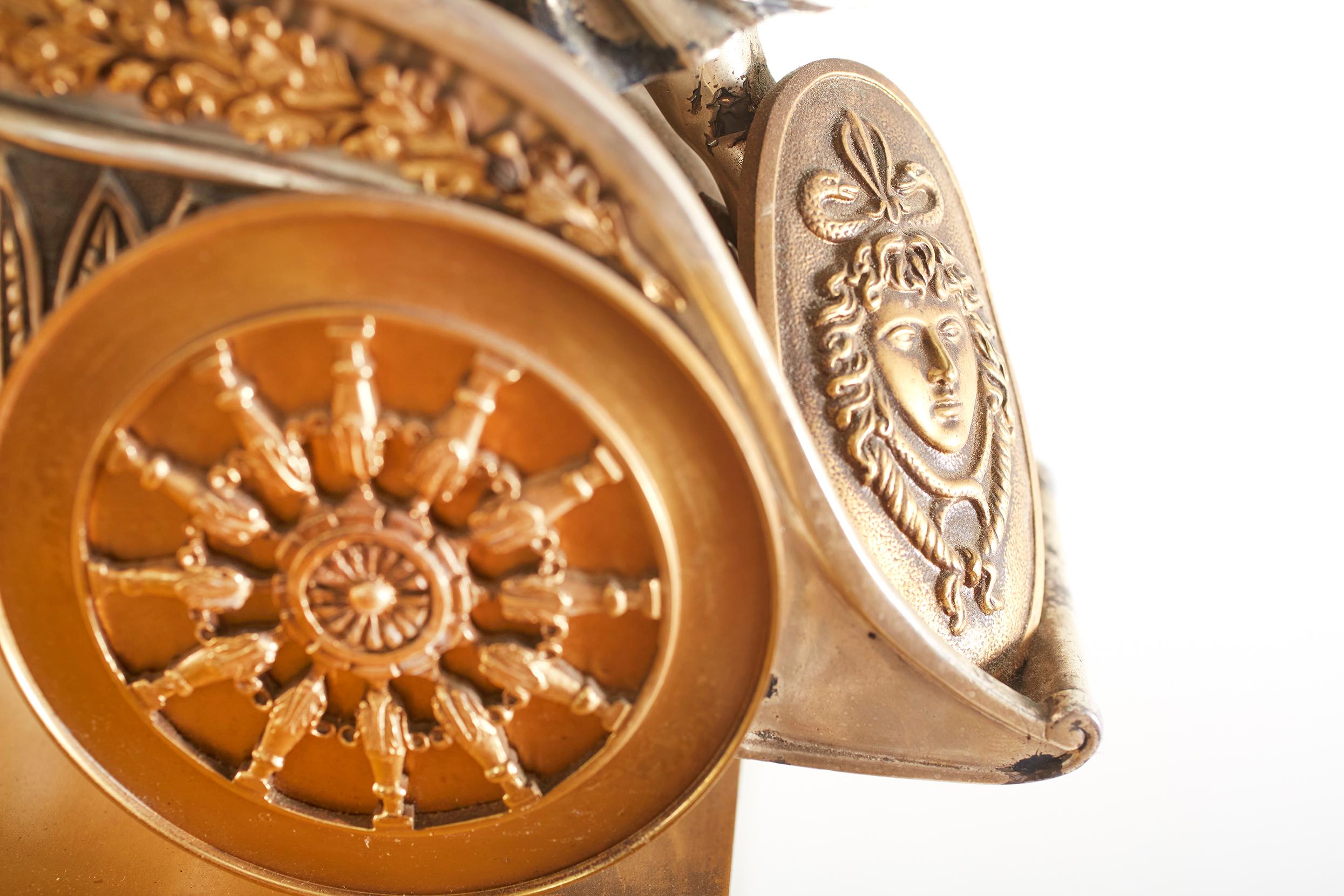 Grande horloge de chariot française du 19ème siècle en bronze figuratif en vente 2