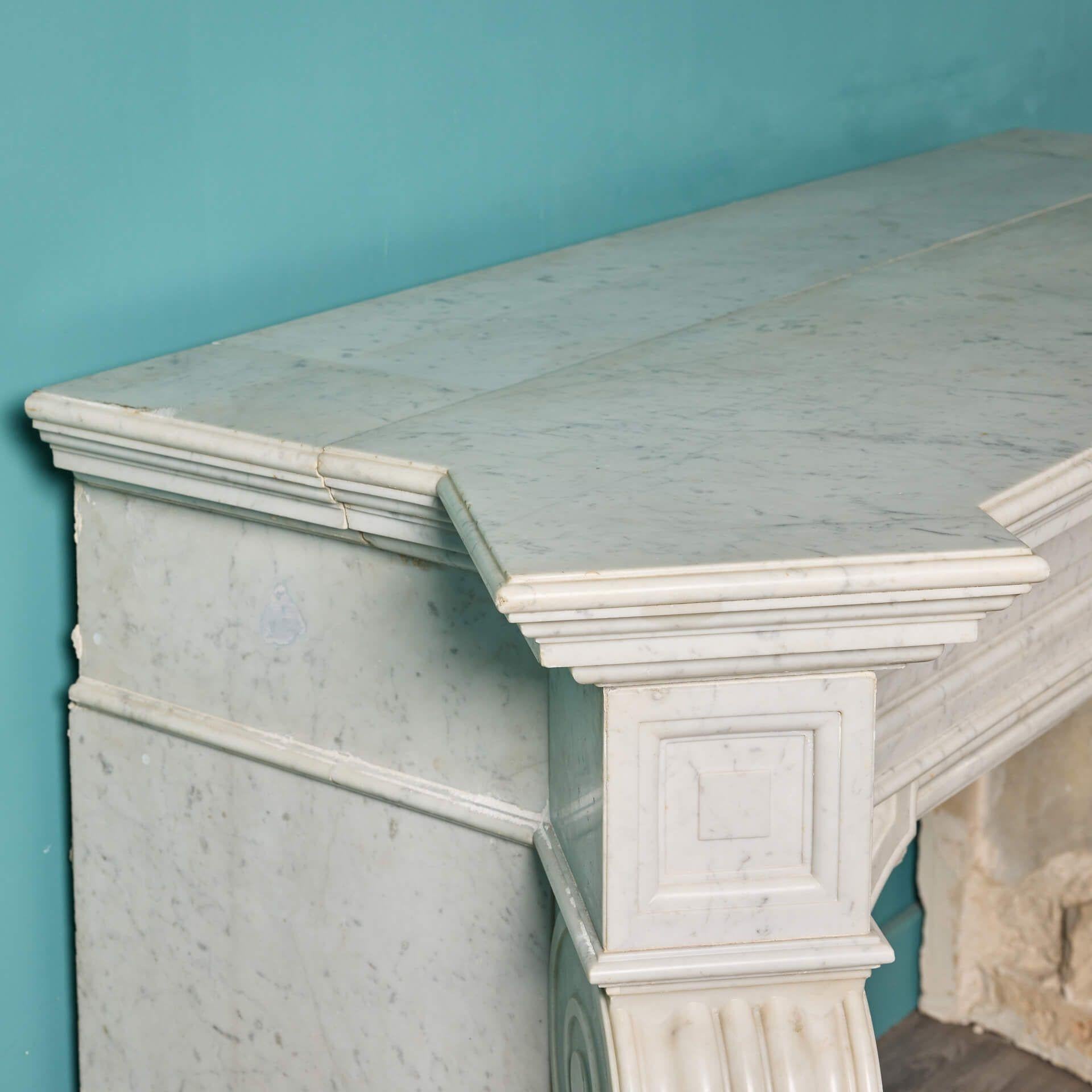 Large 19th Century French Carrara Marble Mantel For Sale 5