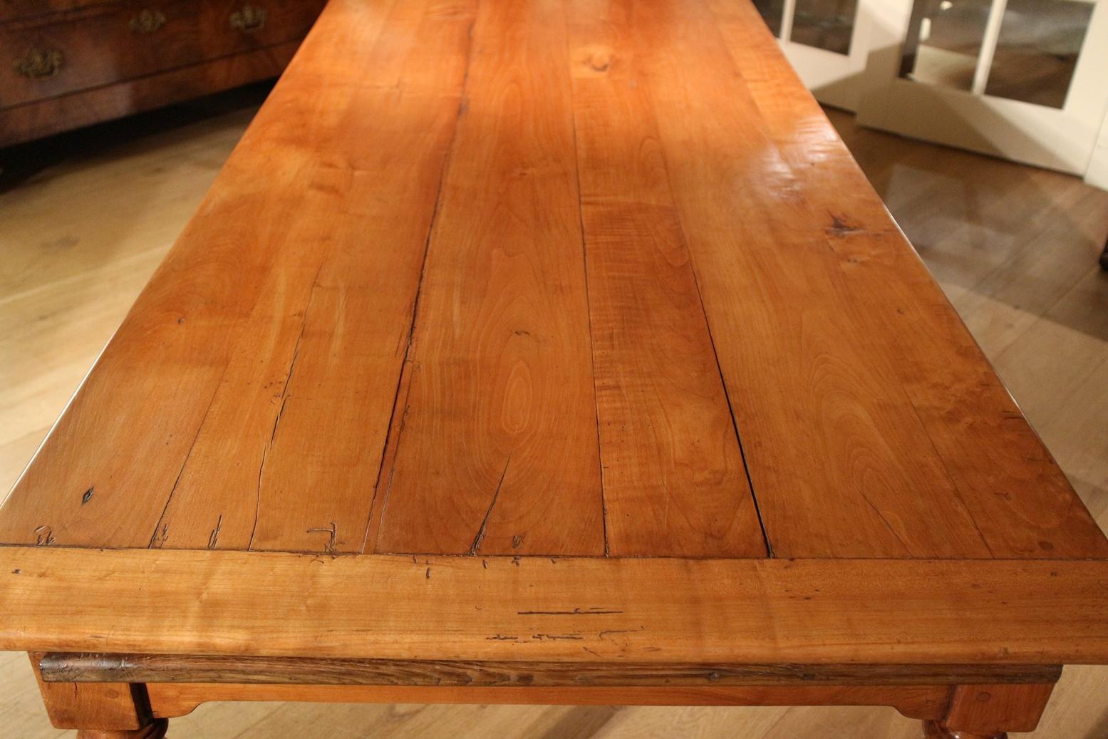 Large 19th Century French Cherrywood Farmhouse Table In Good Condition In Eindhoven, NL