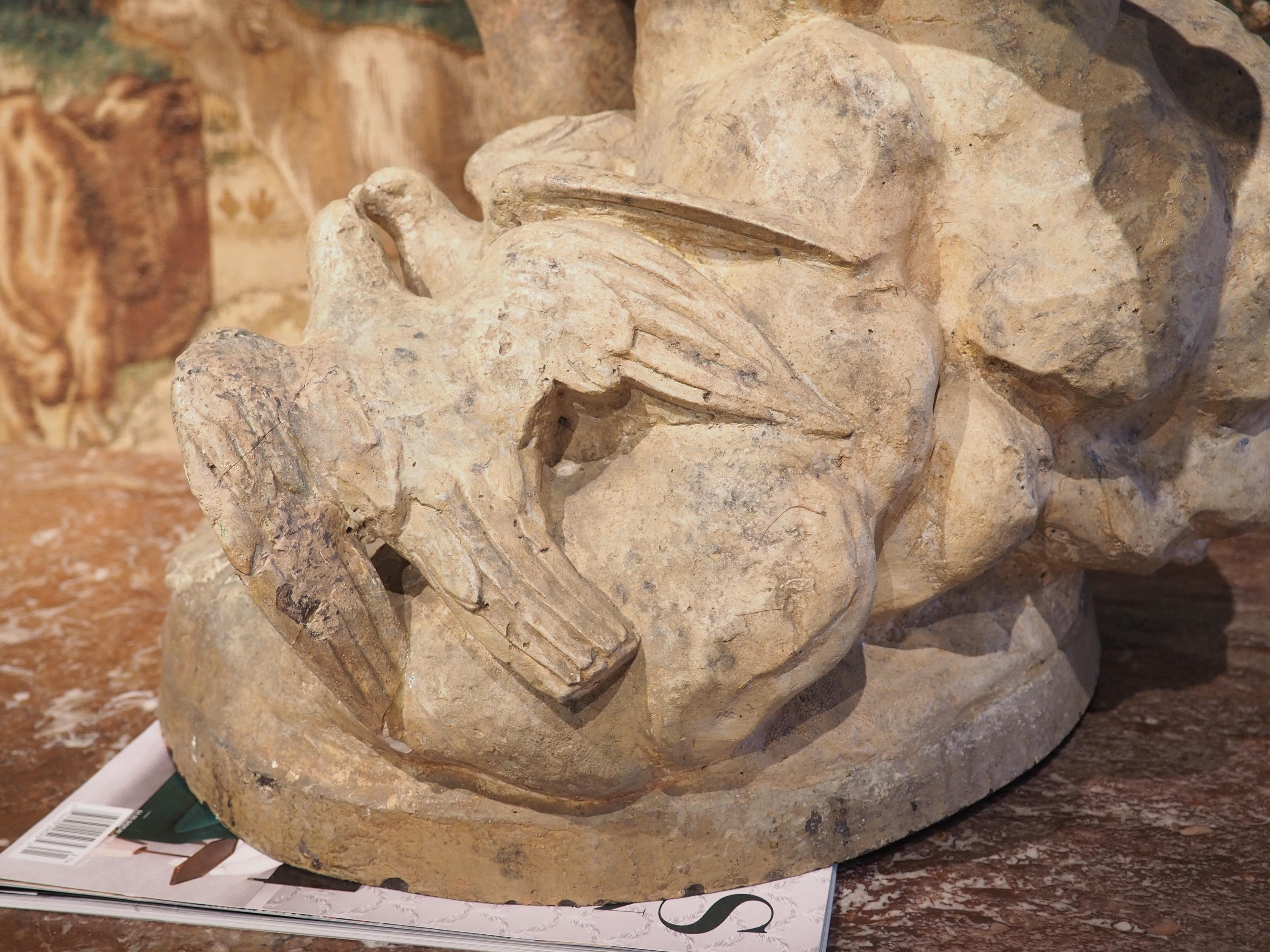 Grande statue de chérubin française du 19ème siècle en plâtre teinté terre cuite en vente 7