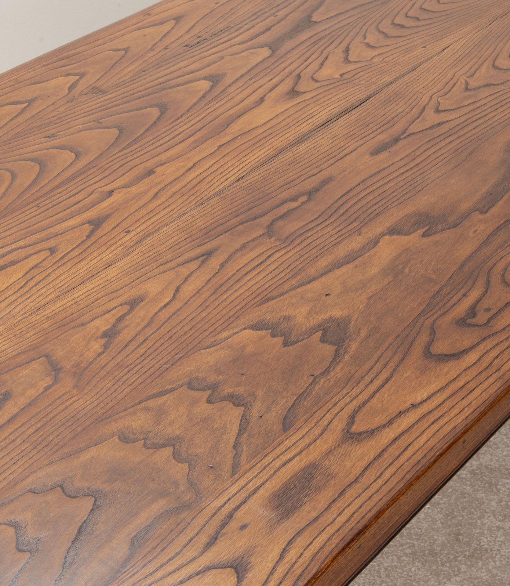 Large 19th Century French Chestnut Farmhouse Table (Kastanienholz) im Angebot