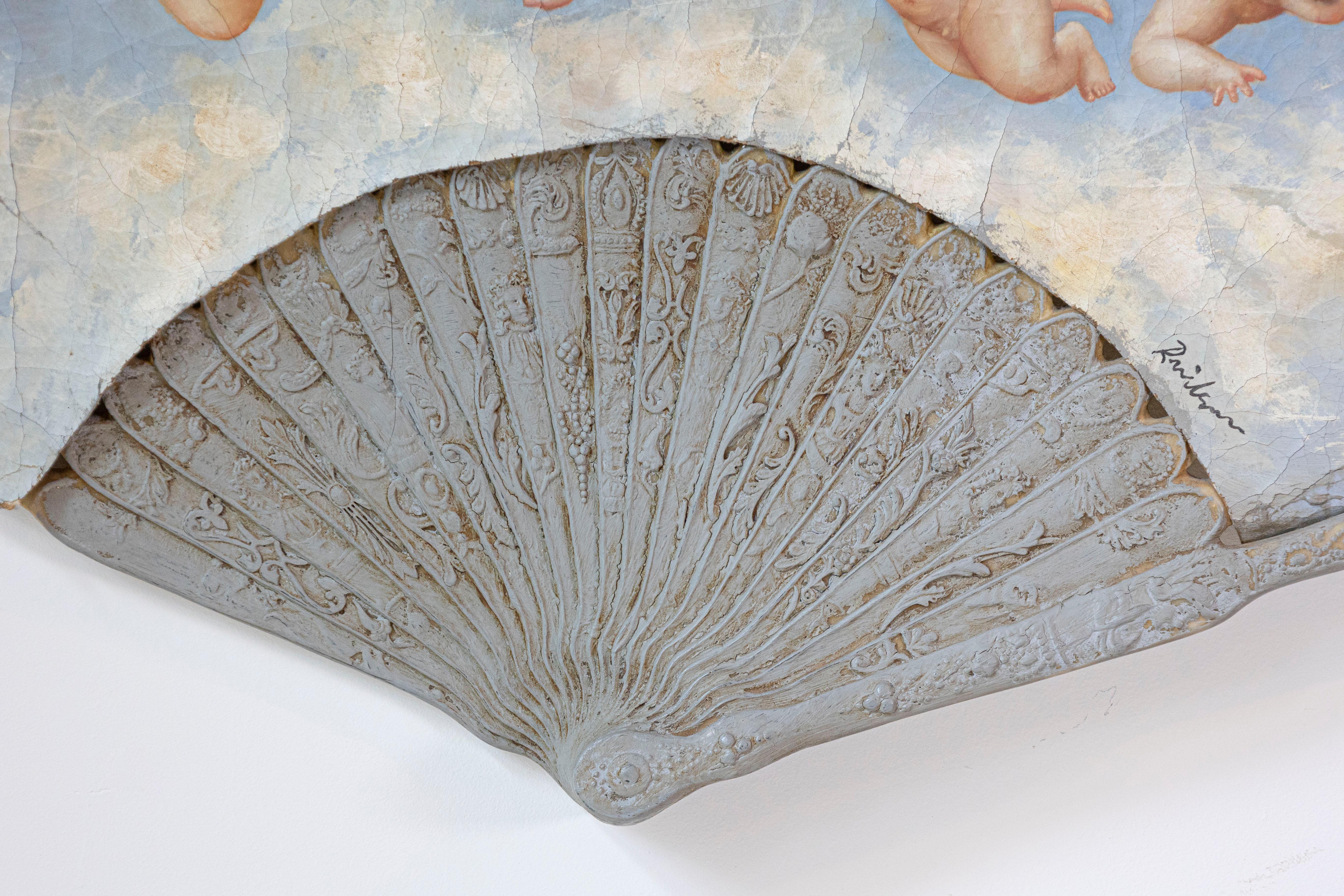 Gran abanico decorativo francés del siglo XIX con ángeles gorditos sobre cielo azul Barroco en venta