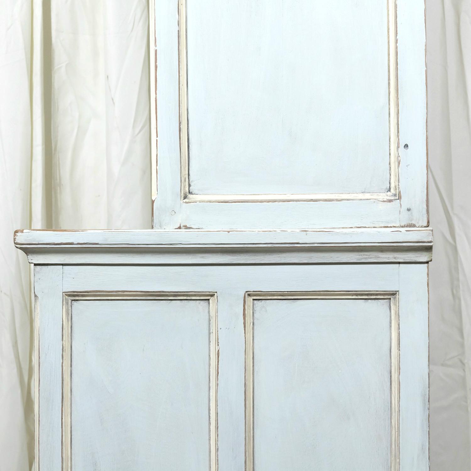 Large 19th Century French Directoire Period Painted Bookcase or Display Cabinet For Sale 13