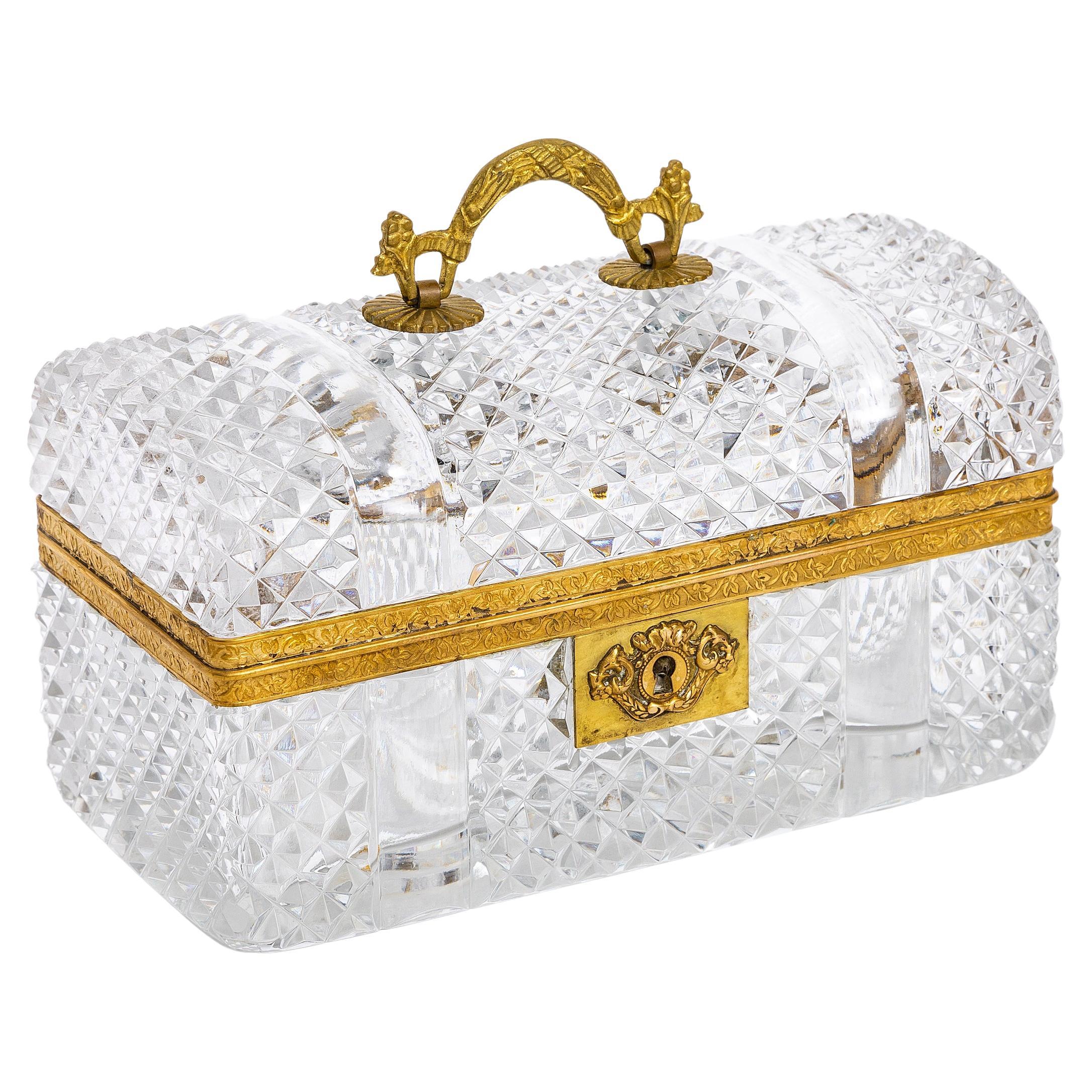 Gran caja francesa del siglo XIX de cristal prismático tallado a mano y montado en bronce Dore