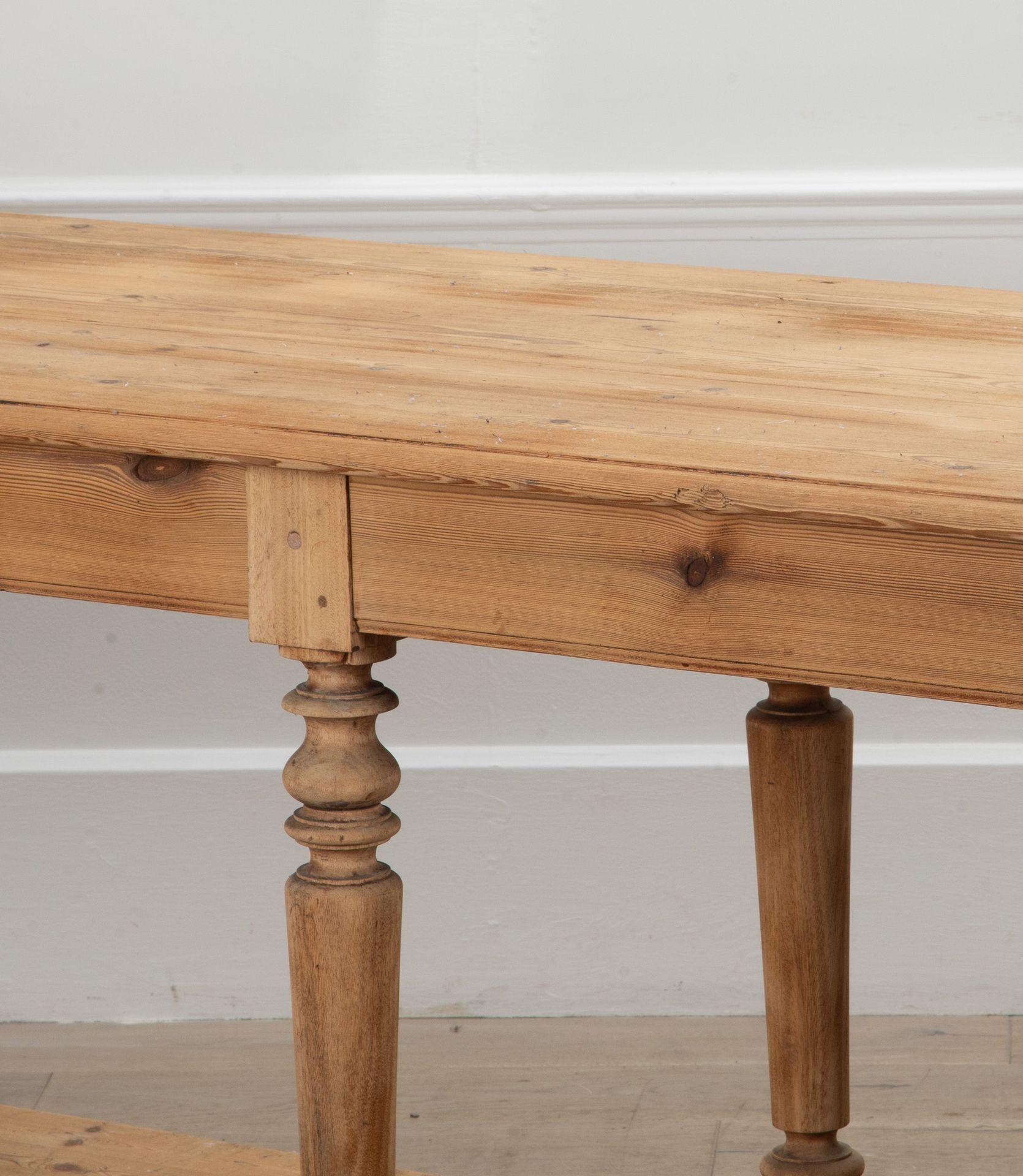 Grande table à tiroirs française du 19ème siècle en vente 12