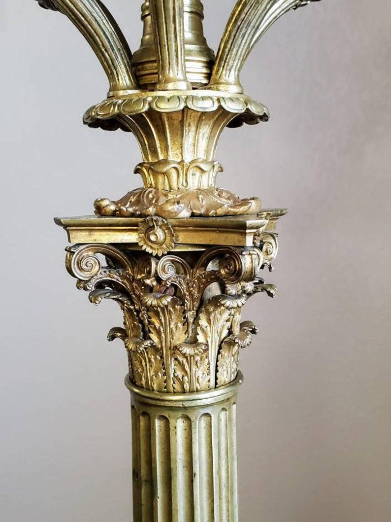 Bronze Grand candélabre de sol d'époque Empire français du 19ème siècle en vente