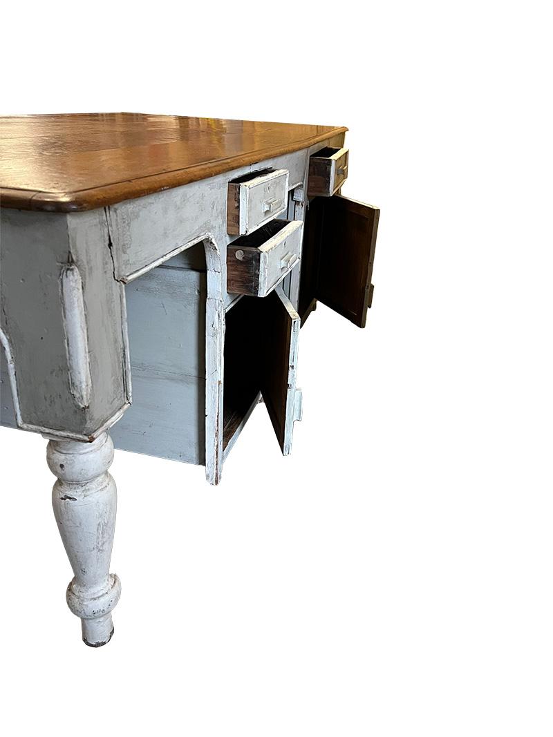Grande table d'unité de cuisine de ferme française du 19ème siècle, vers 1880 en vente 1