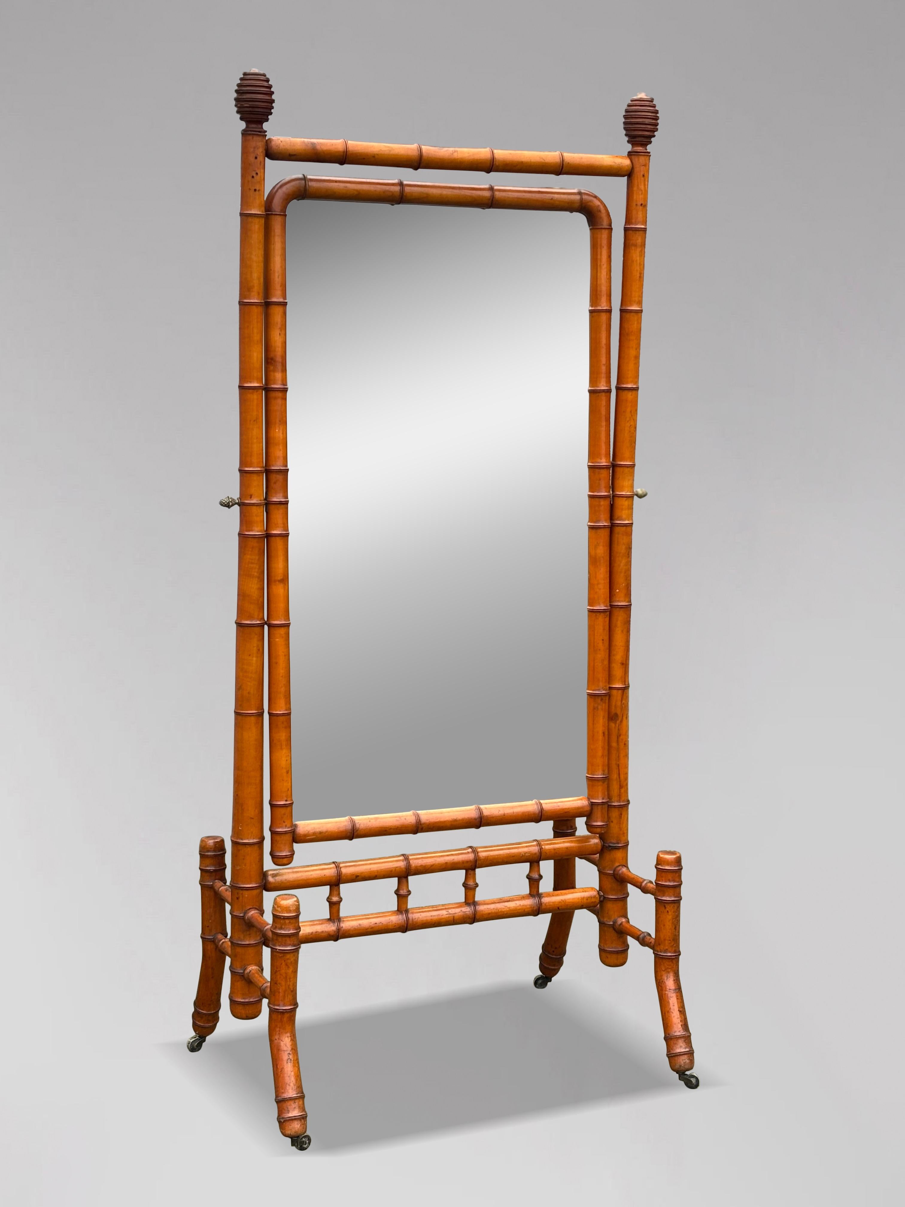 Grand miroir oval français du 19ème siècle en faux bambou en vente 3